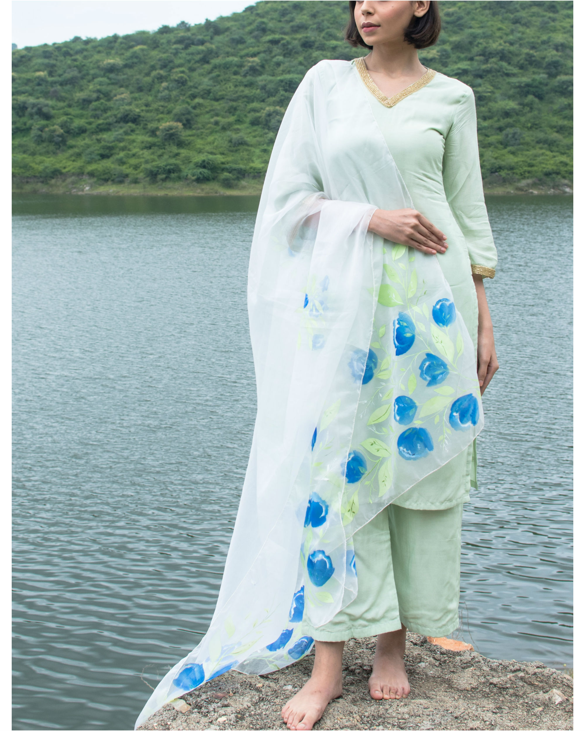 Mint Green Kurta Set With Hand Painted Organza Dupatta By Avaasya