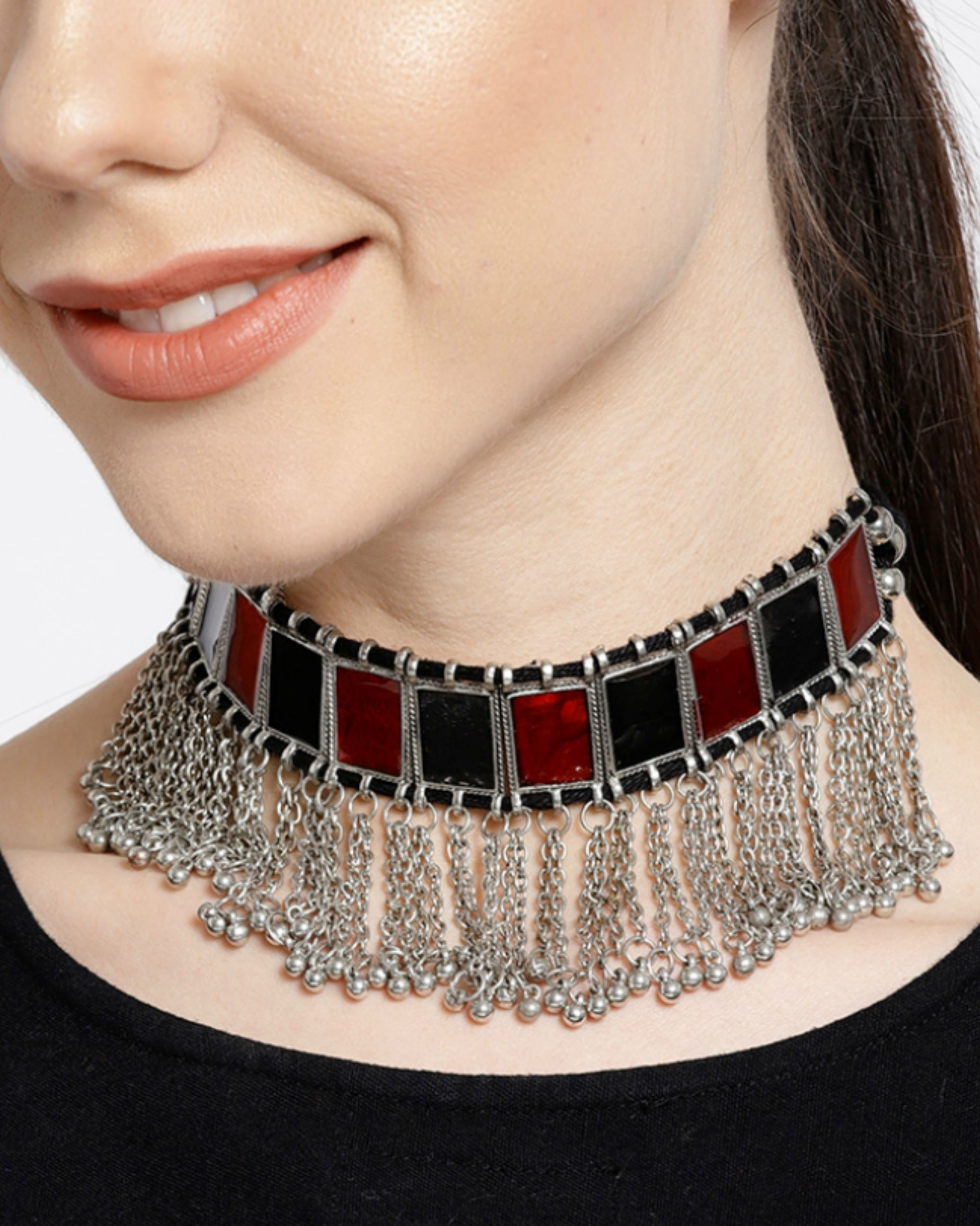 Silver & red choker necklace by Infuzze | The Secret Label