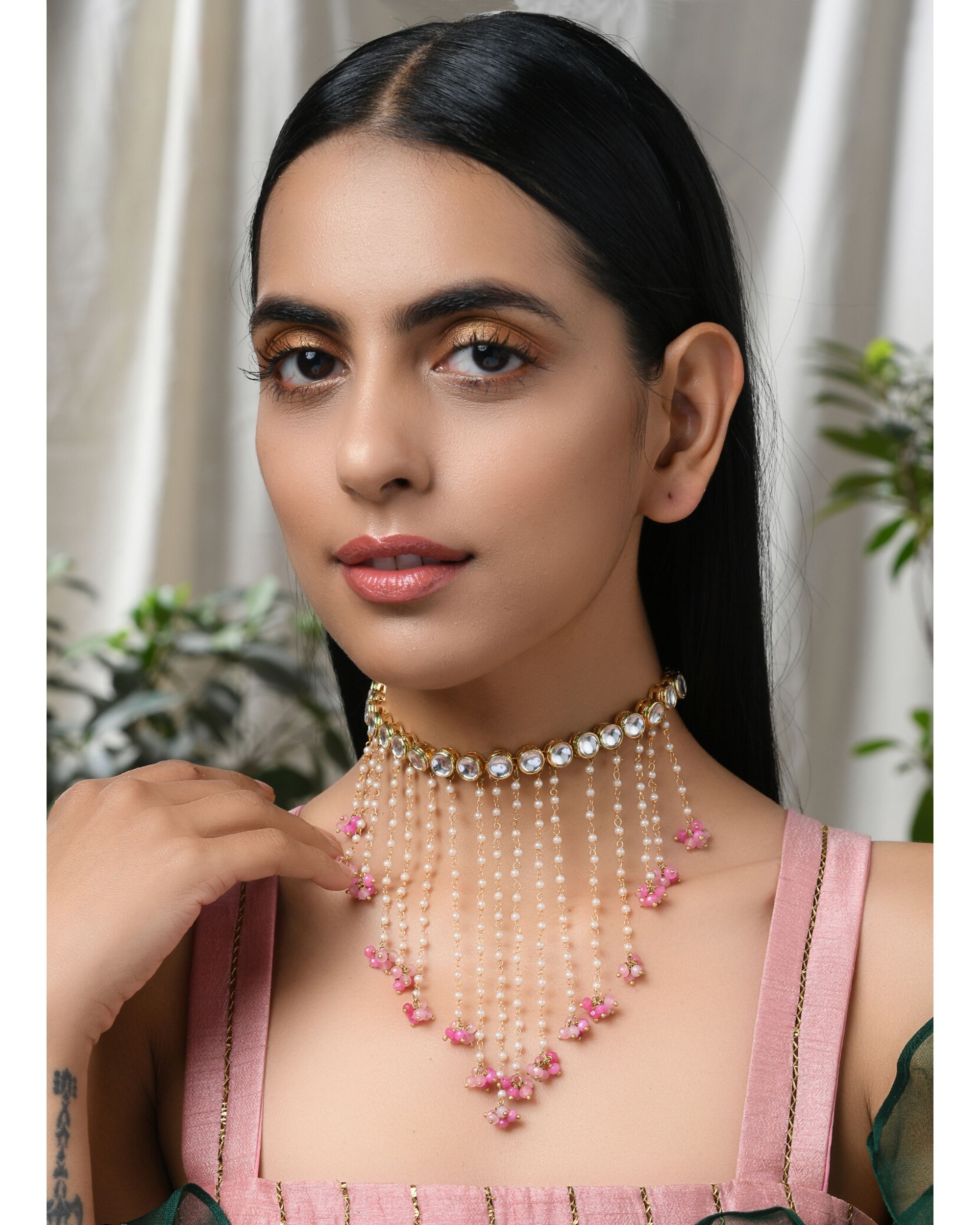 Pink meena kudan choker with pearls