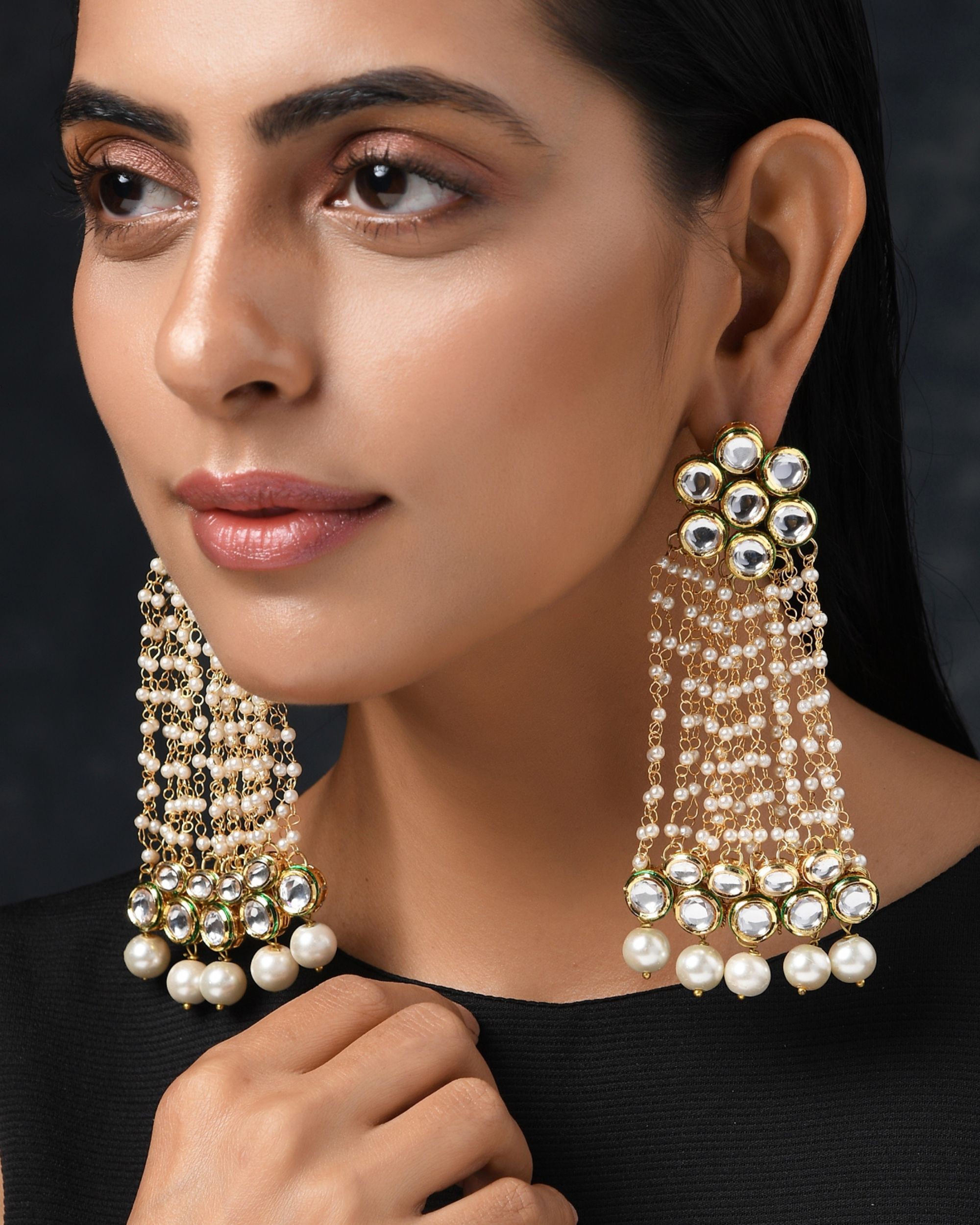 Kundan and pearl chain earring