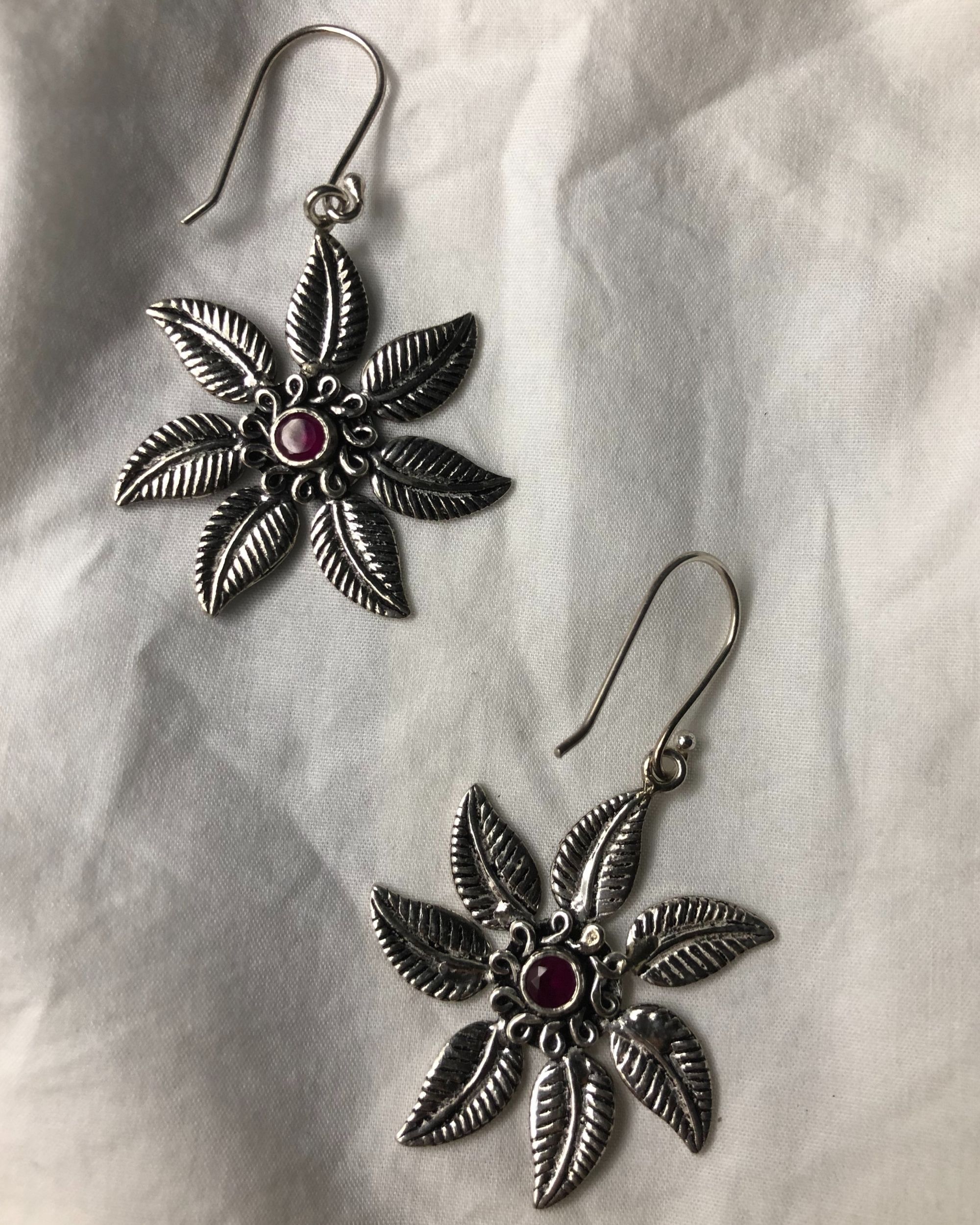 Floral leaf hook earring with red stone