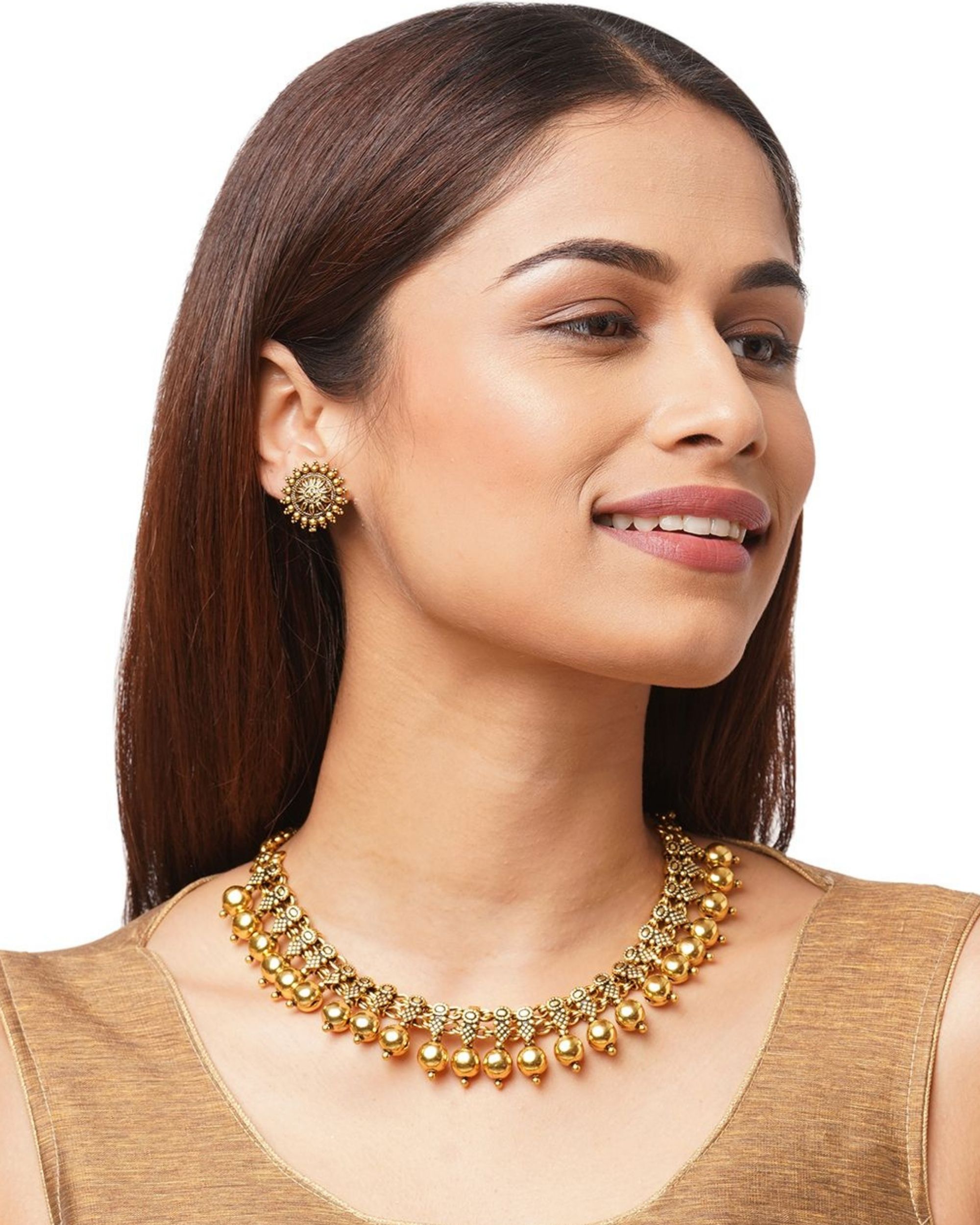 OOMPH Green Beads  Kundan Multi Layer Ethnic Choker Necklace Set with Matching  Earrings Buy OOMPH Green Beads  Kundan Multi Layer Ethnic Choker Necklace  Set with Matching Earrings Online at Best