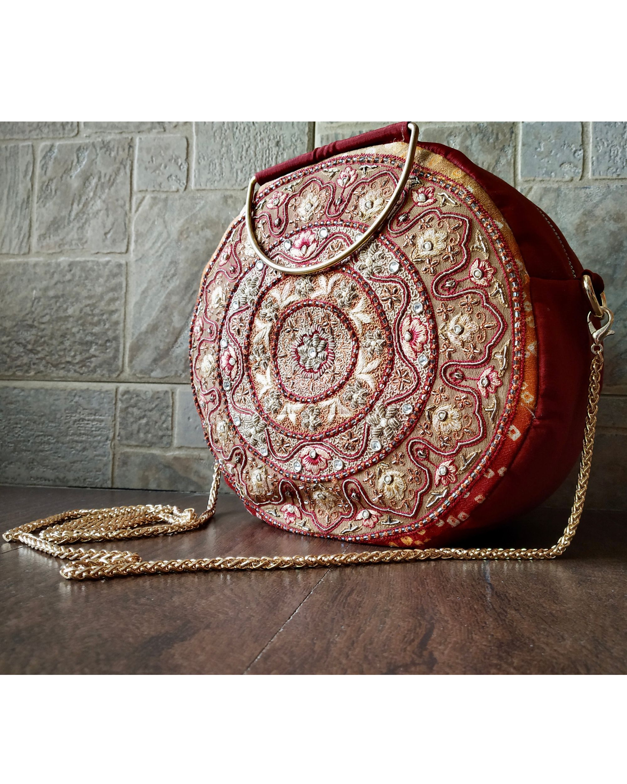 ROUND LEATHER BAG in Hand Tooled Vintage Camel Beautiful Hand Carved  Crossbody Purse Mandala Circle Bag Cowhide Leather Clutch Women's. - Etsy