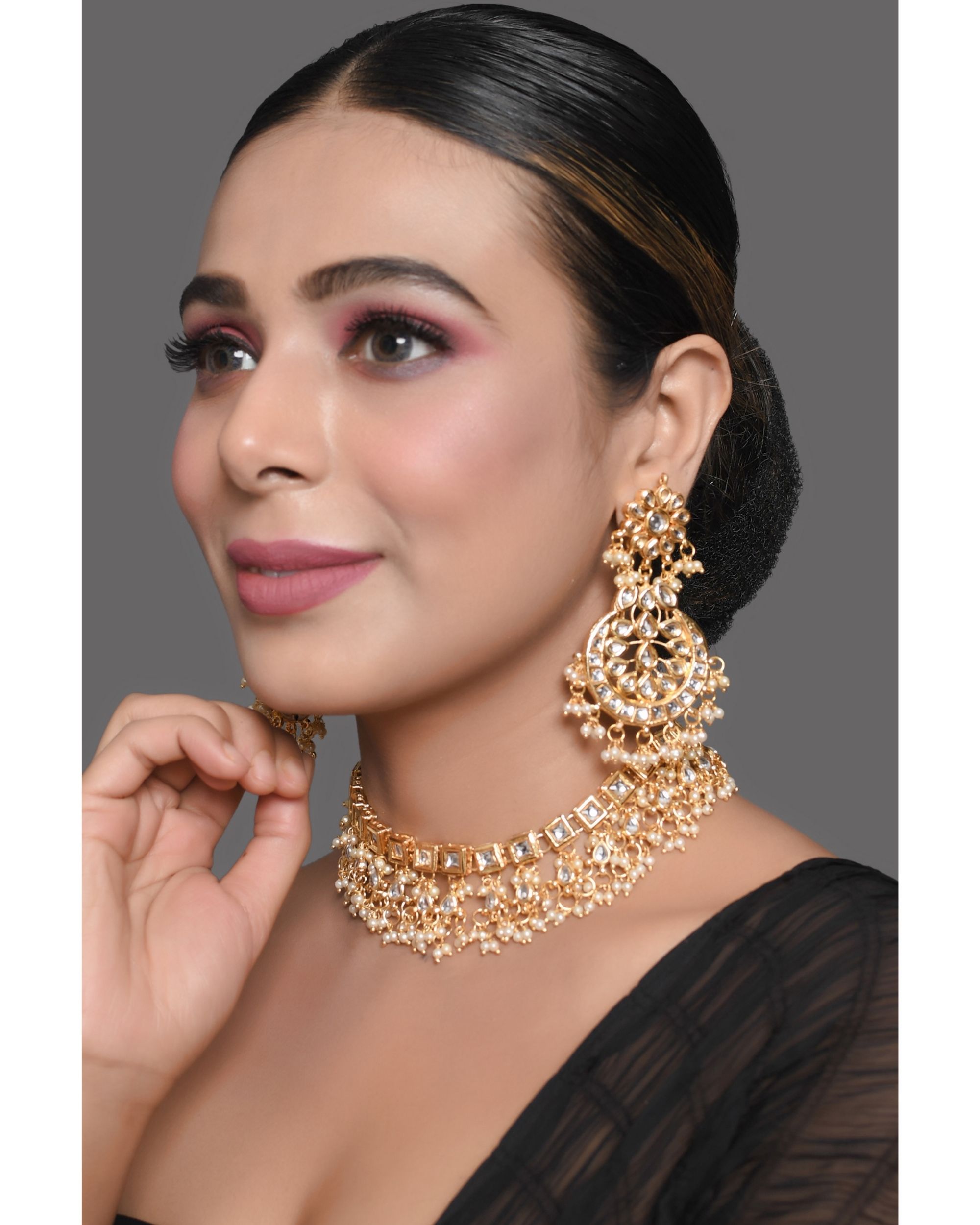 Pearl beaded kundan statement choker necklace with earrings - set of two