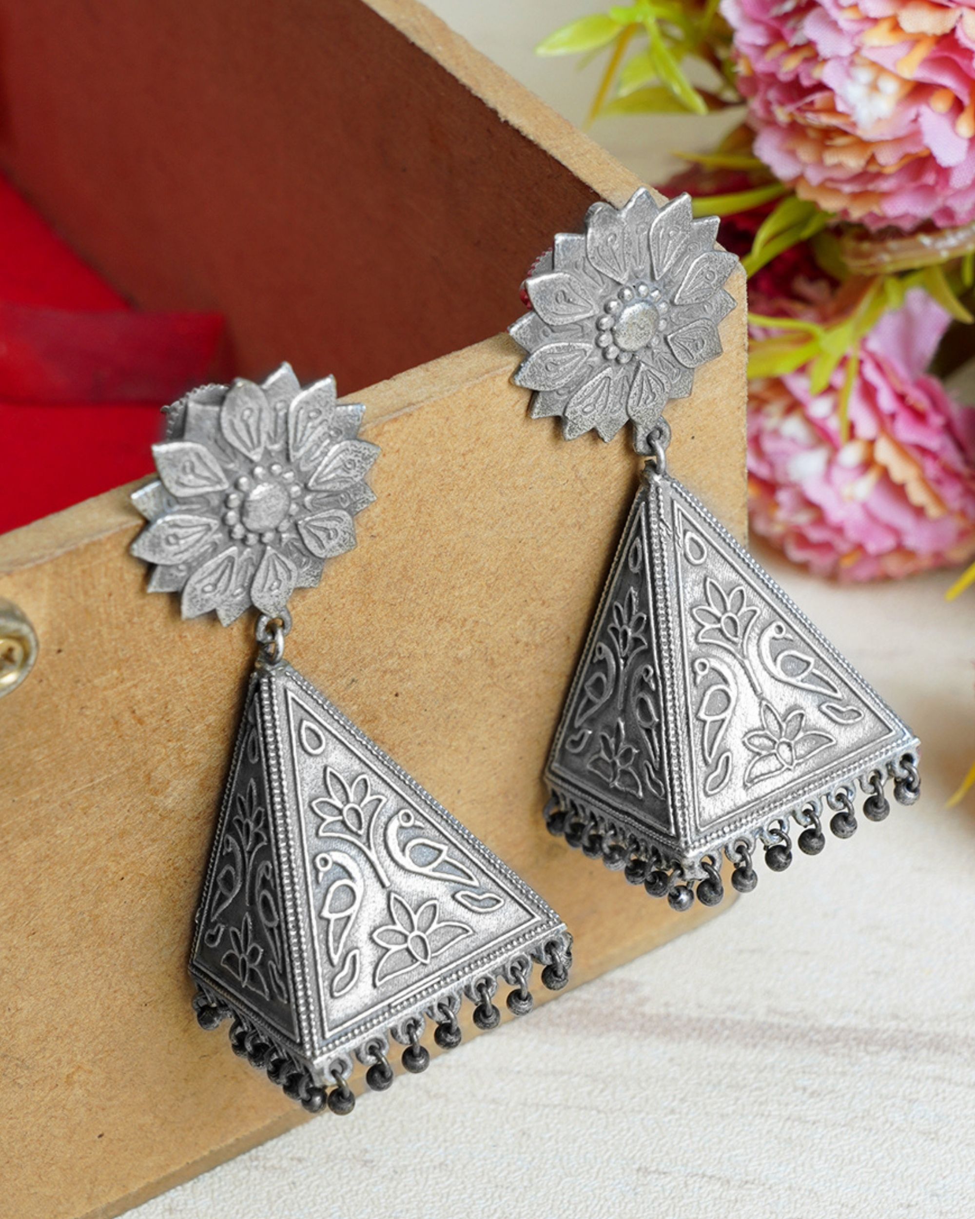 Flower engraved pyramid brass earrings