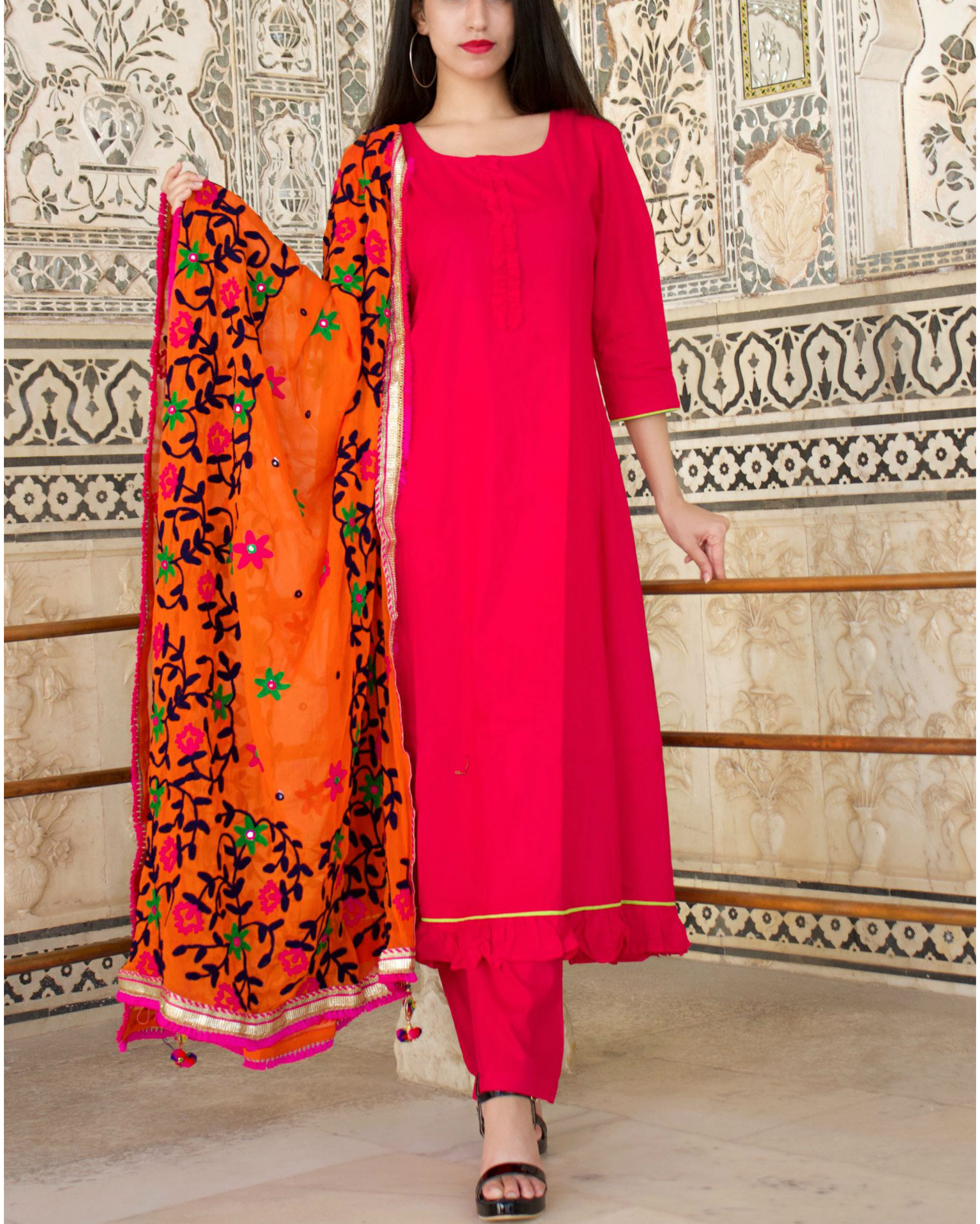 Pink Kurta Set With Dupatta By Thread And Button The Secret Label