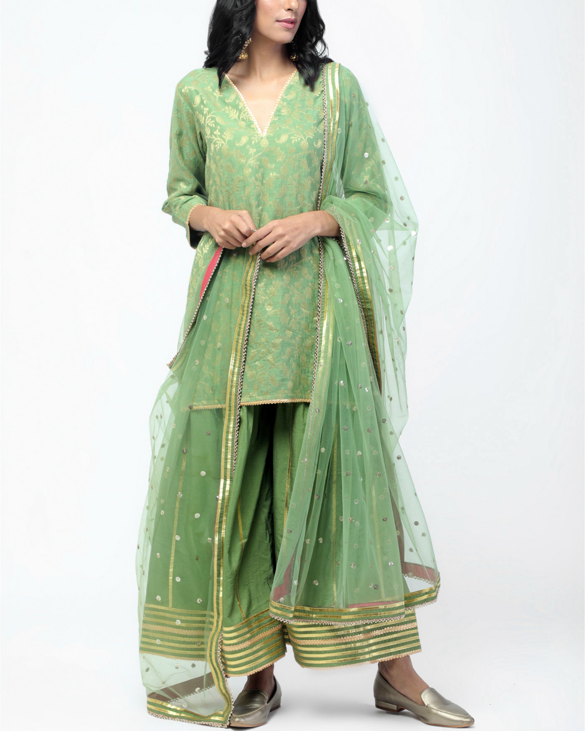 Green short kurta set with dupatta by trueBrowns | The Secret Label