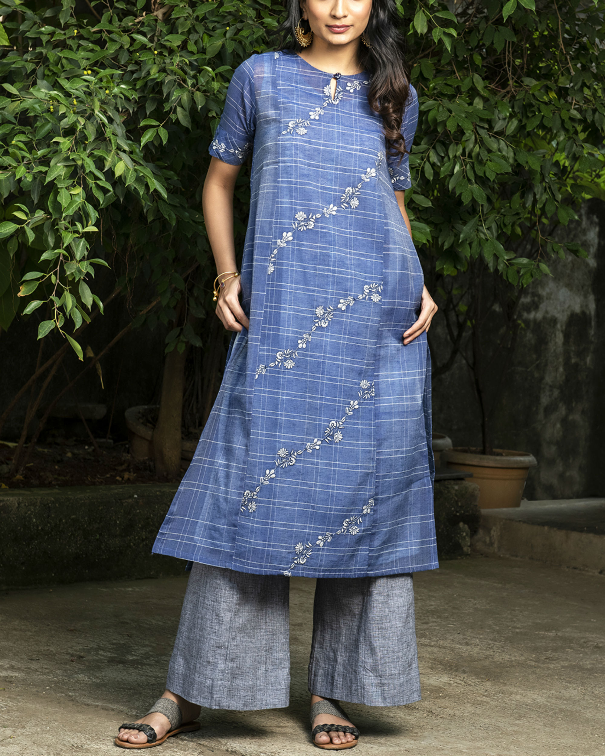 Blue lake kurta by IDAR | The Secret Label