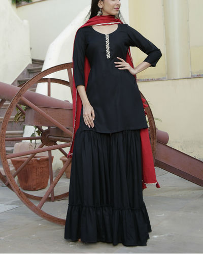 black simple sharara