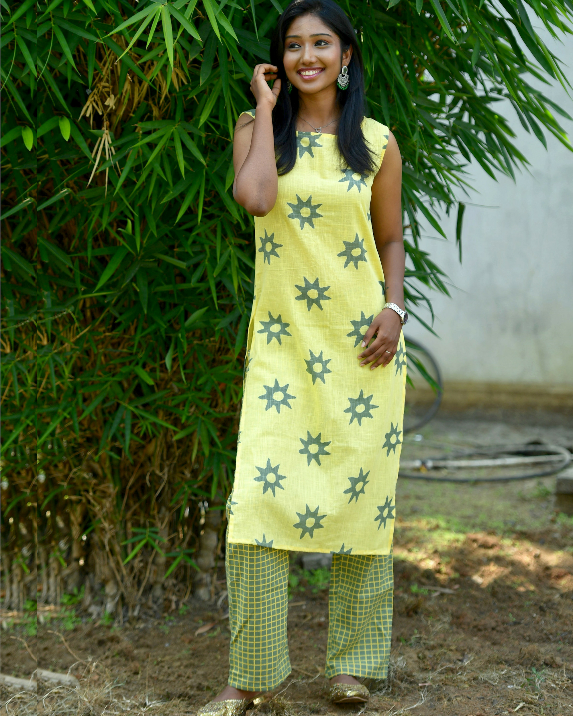 Buy Kurta  Parallel Pants with Dupatta Set for Womens Online  Tata CLiQ