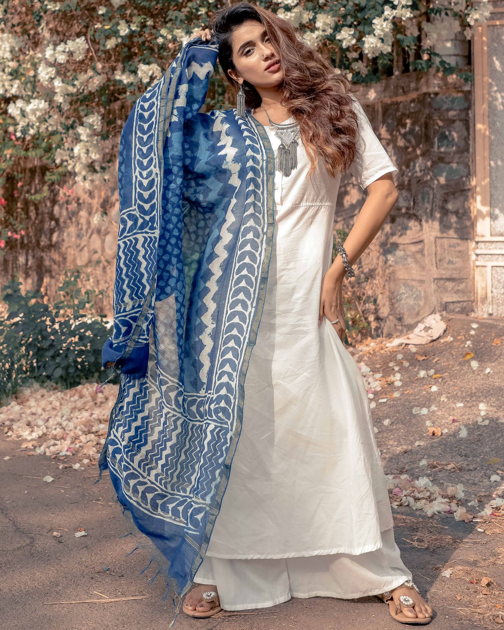 Indigo blue and white dupatta suit set- set of three by Lavanya The ...