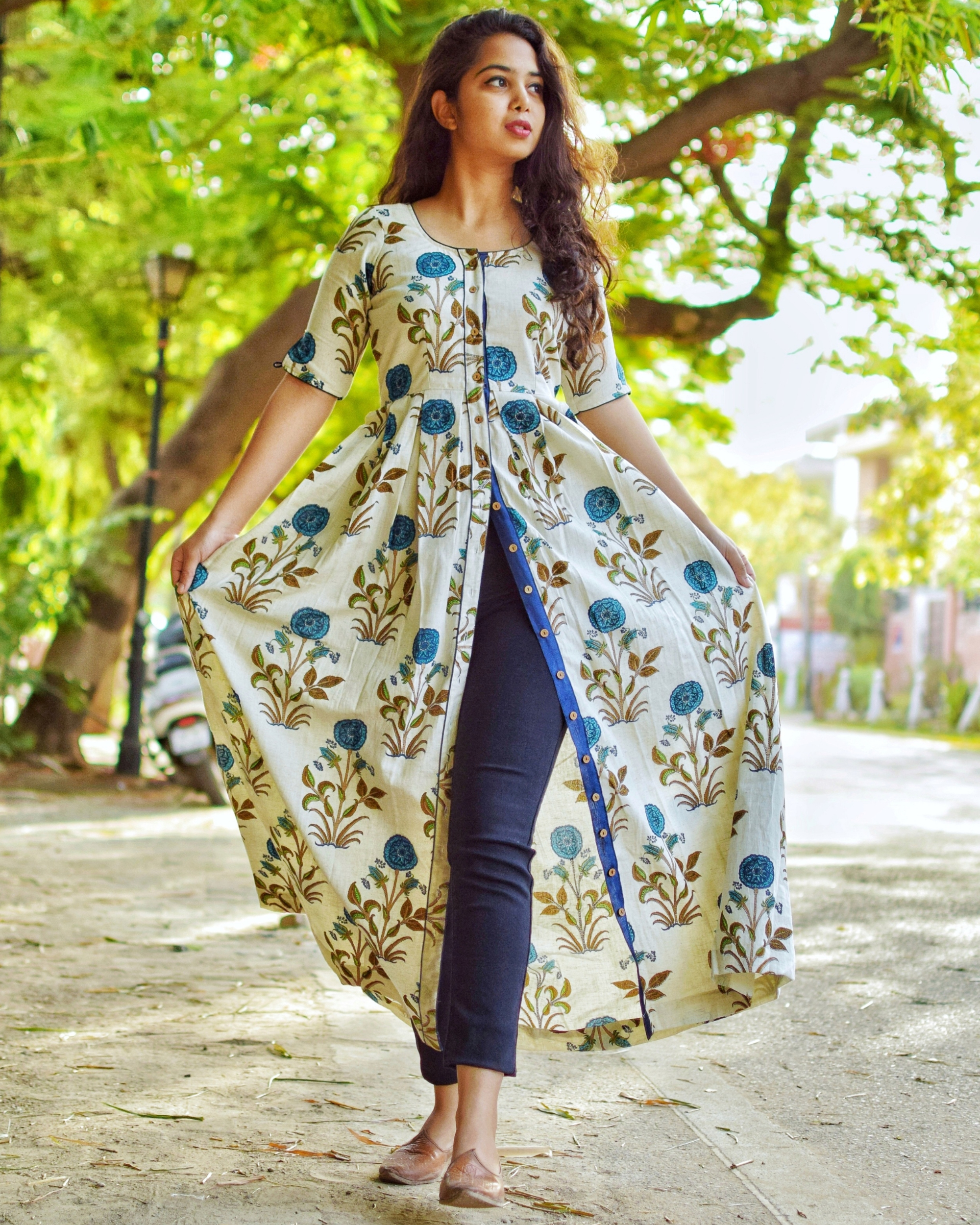 Off white and Blue Floral printed cape by Label Shivani Vyas | The ...
