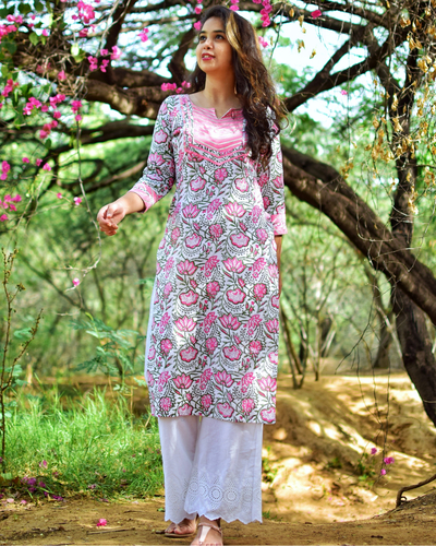 Pink printed kurta and white pants-set of two by Label Shivani Vyas ...