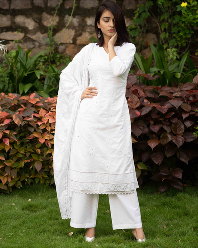 White embroidered kurta set with chikankari dupatta - set of three by ...