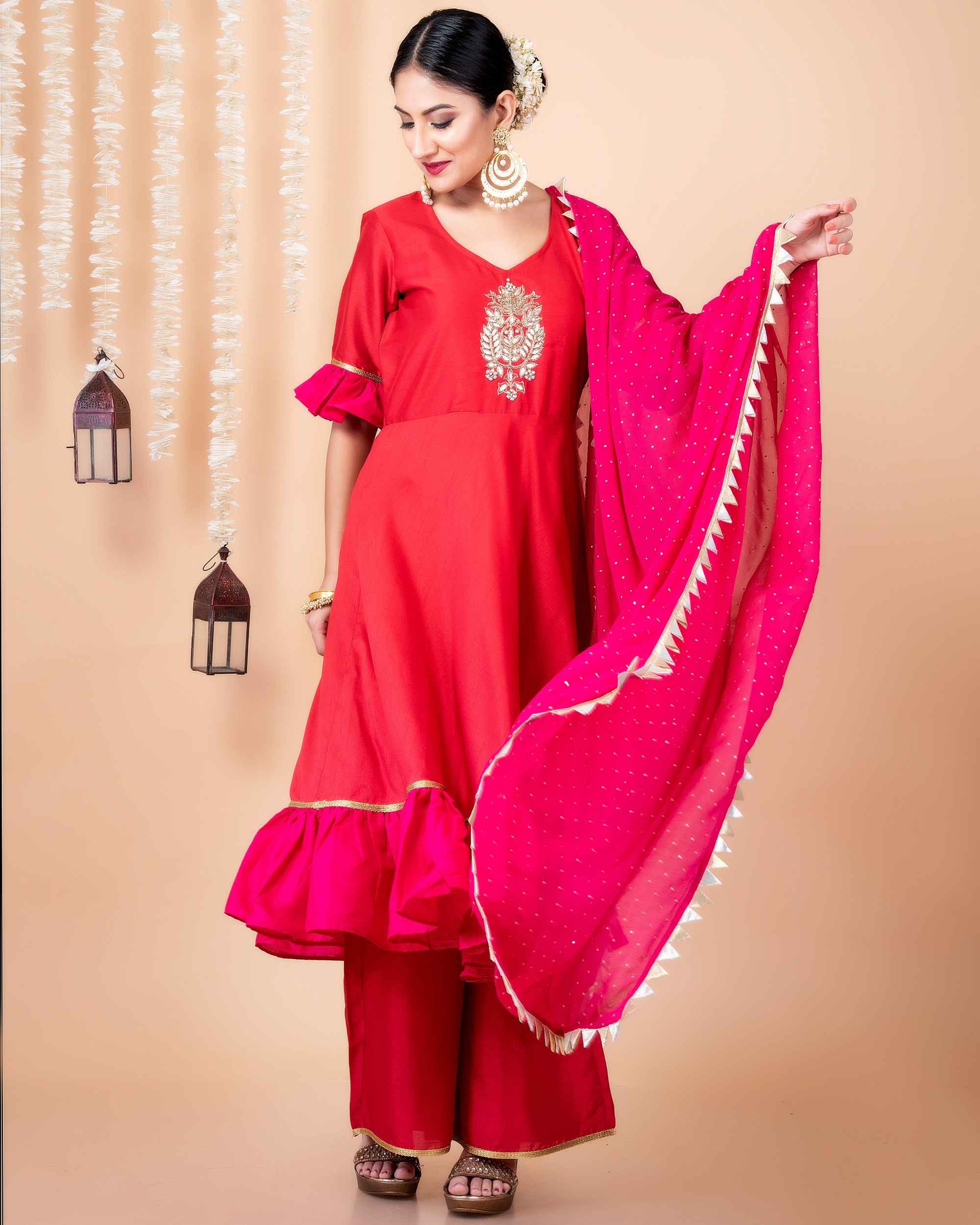Discover more than 185 red dupatta combination suit super hot