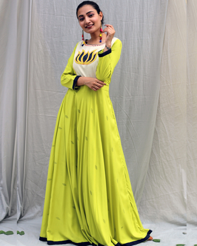 Parrot Green Flower Passion Off Shoulder Short Dress Design by Masaba at  Pernia's Pop Up Shop 2024