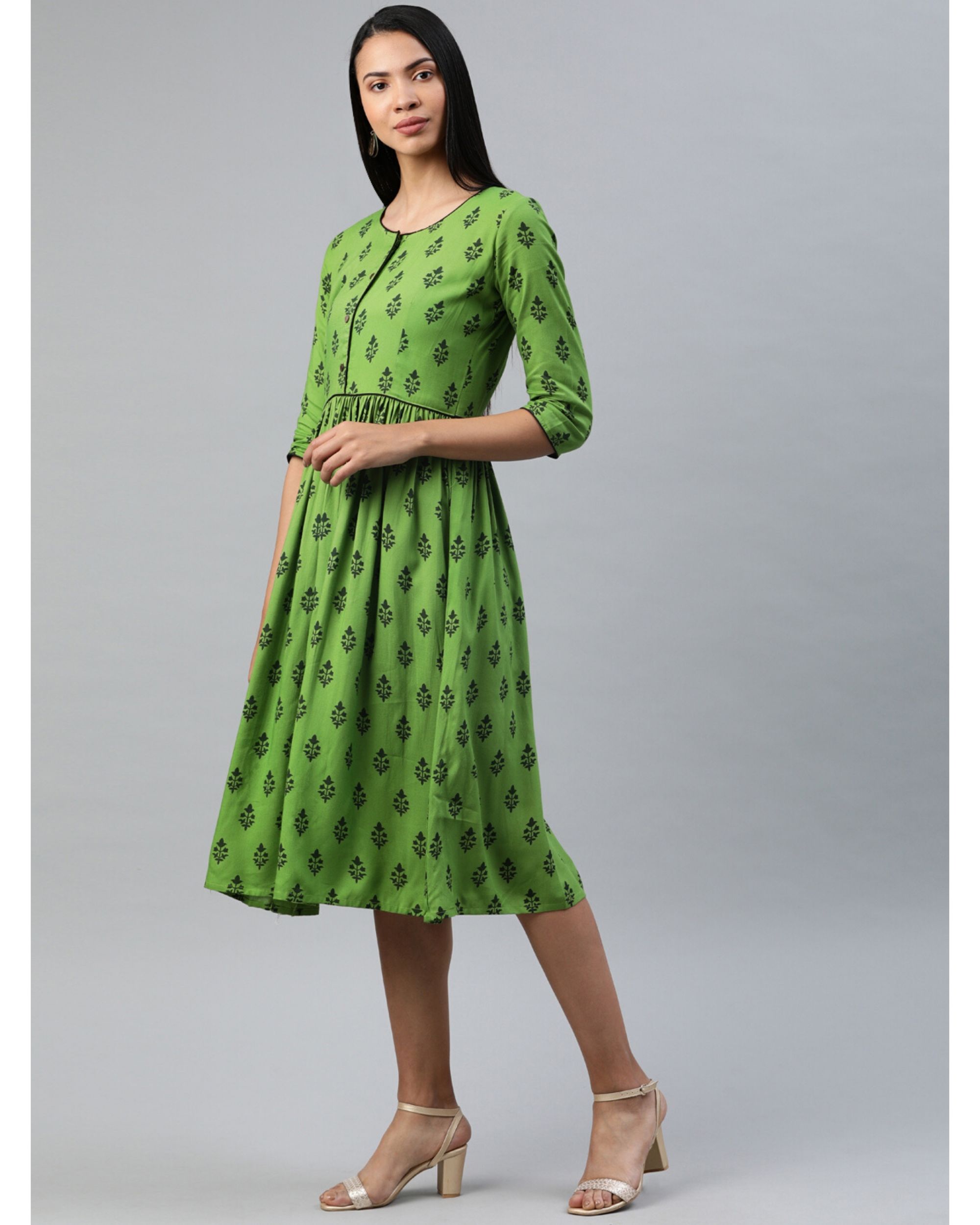 Green Floral Gathered Dress By Swishchick 