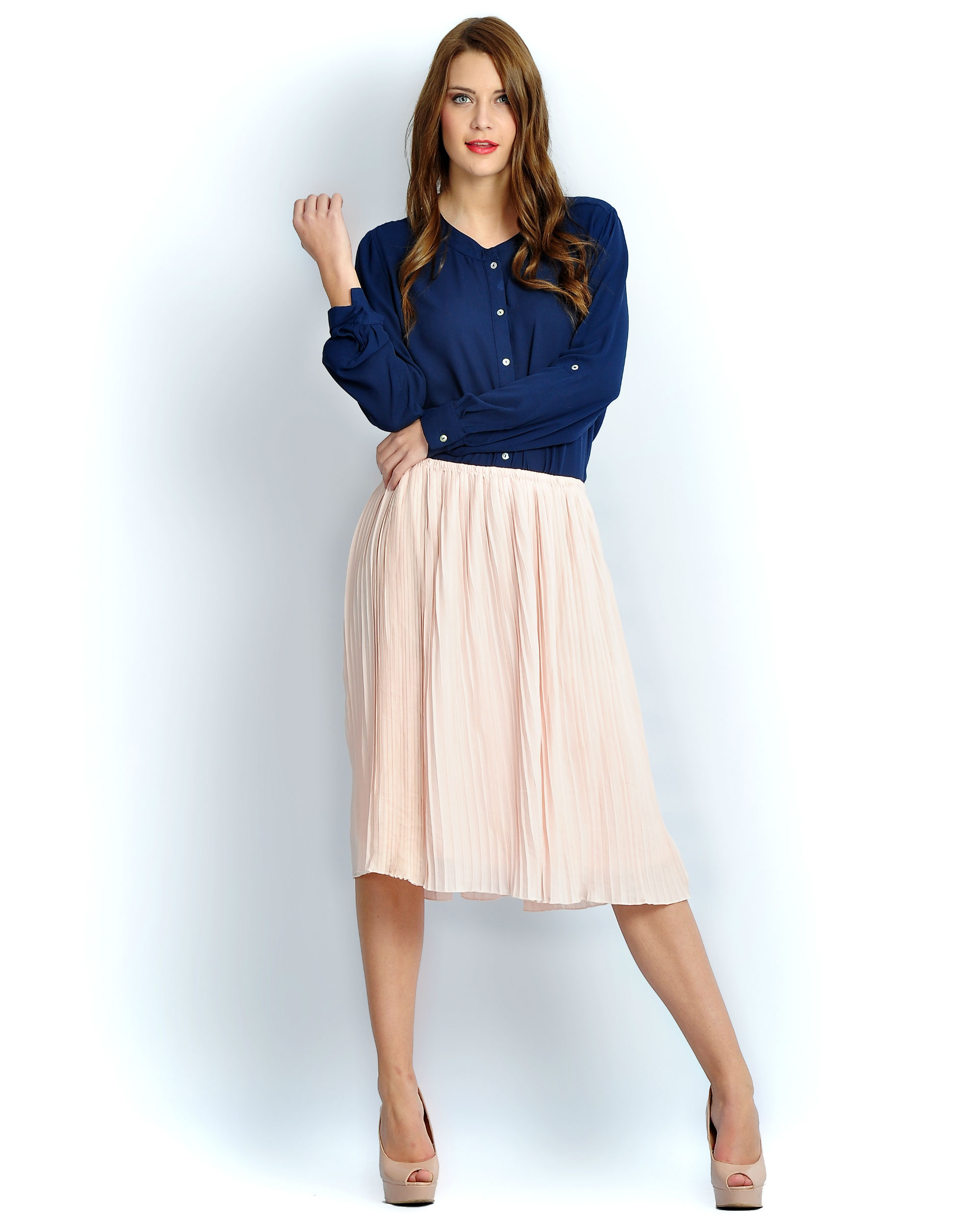 Solid blush skirt by Chique | The Secret Label