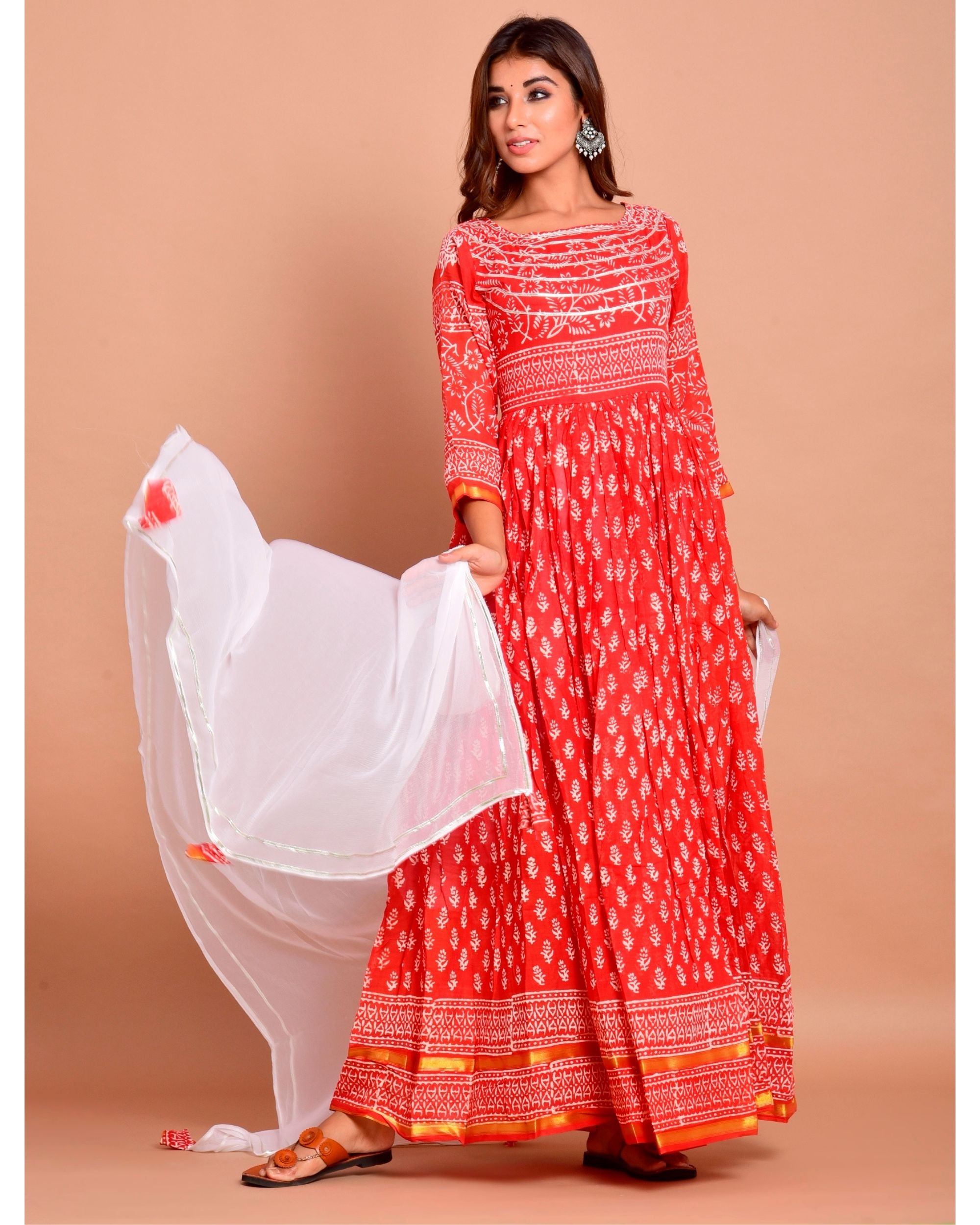 Red floral block printed gota dress with dupatta Set Of Two by Chokhi