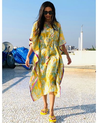 Buy Vacation Safari Kaftan Silk Kaftan Plus Size Yellow Caftan Dress Animal  Print Kaftan Long Dress Floral Print Kaftan Long Sleeves Kaftan Gift Online  in India - Etsy
