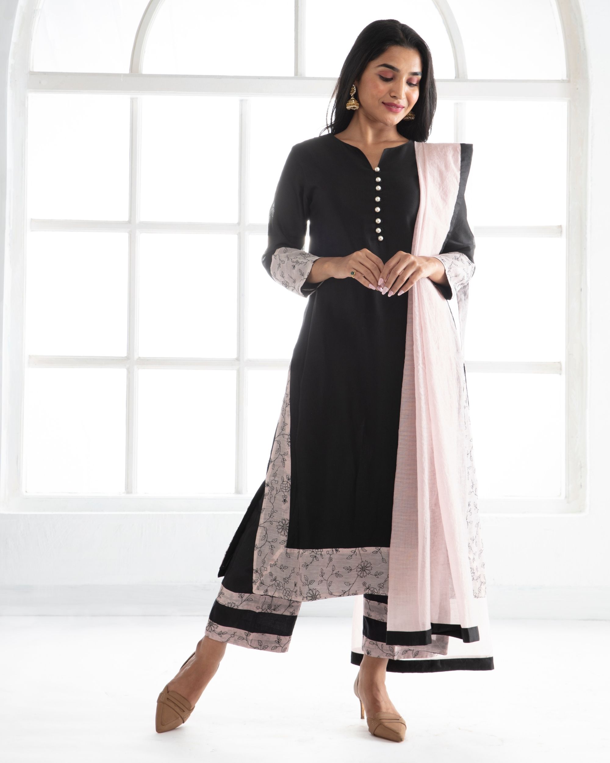 Charcoal black embroidered paneled kurta and pants with dupatta Set