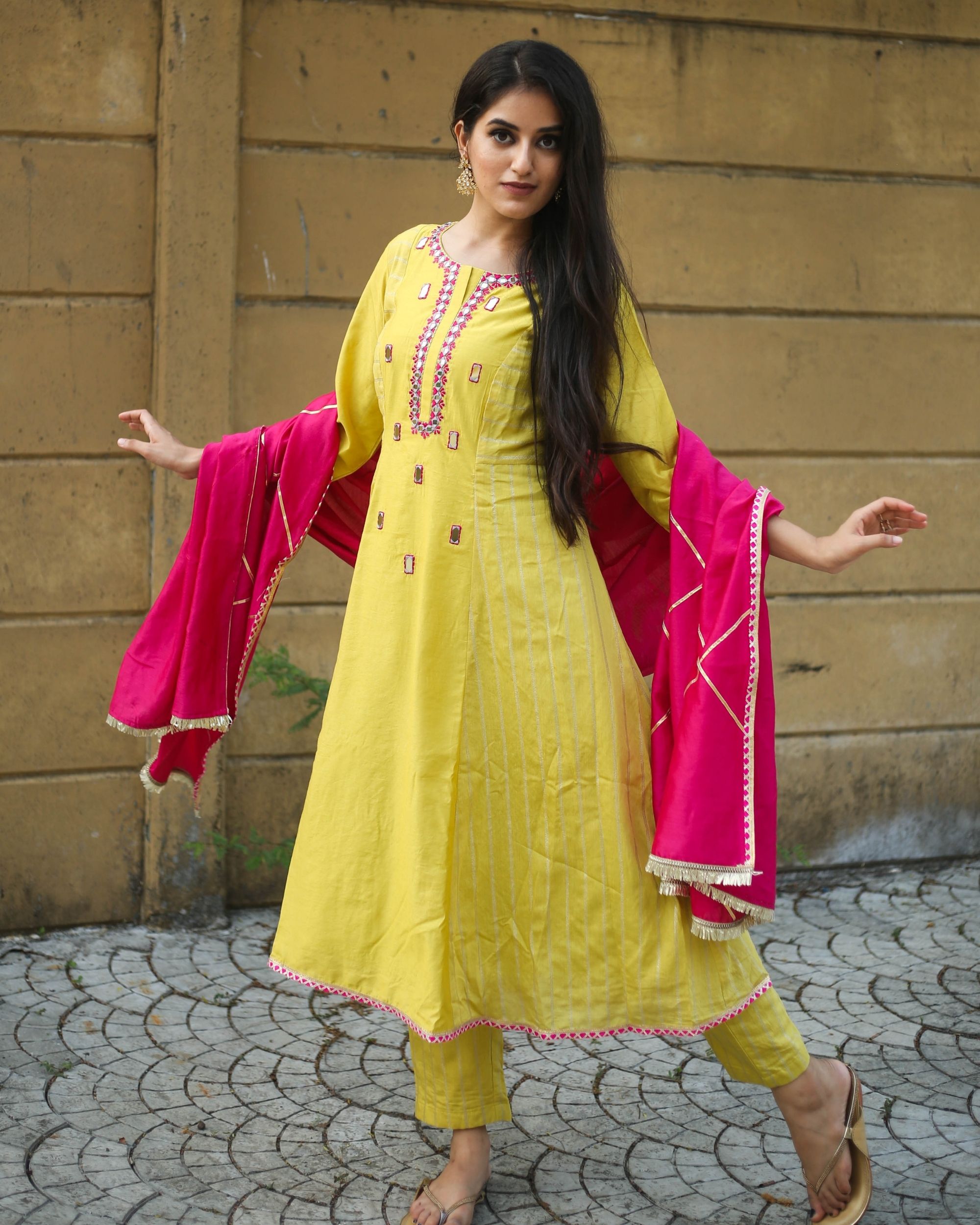 Yellow suit set with prints and embroidery - set of three by Ambraee | The  Secret Label