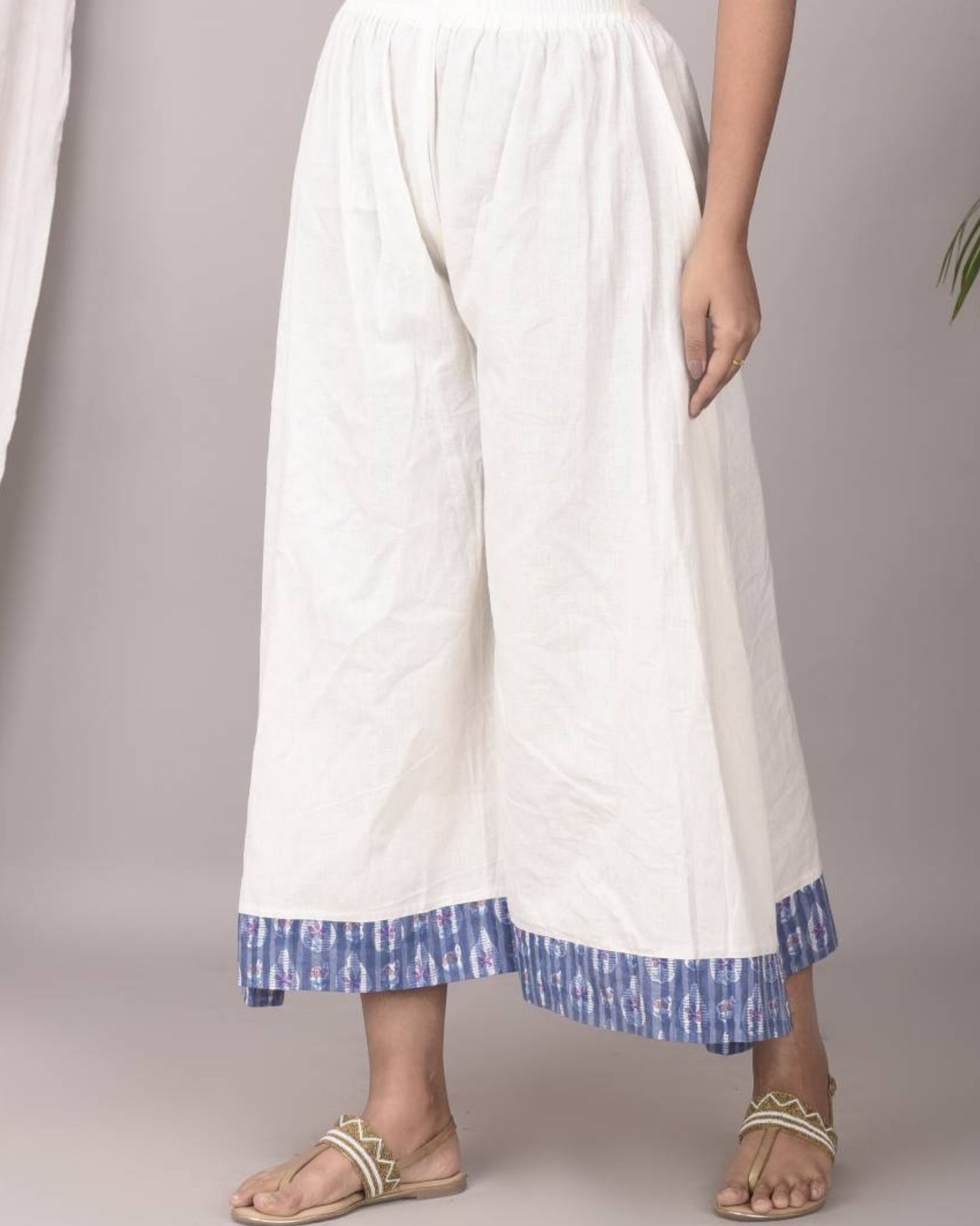 White Regular Fit Cotton Blend Ankle Length Palazzo