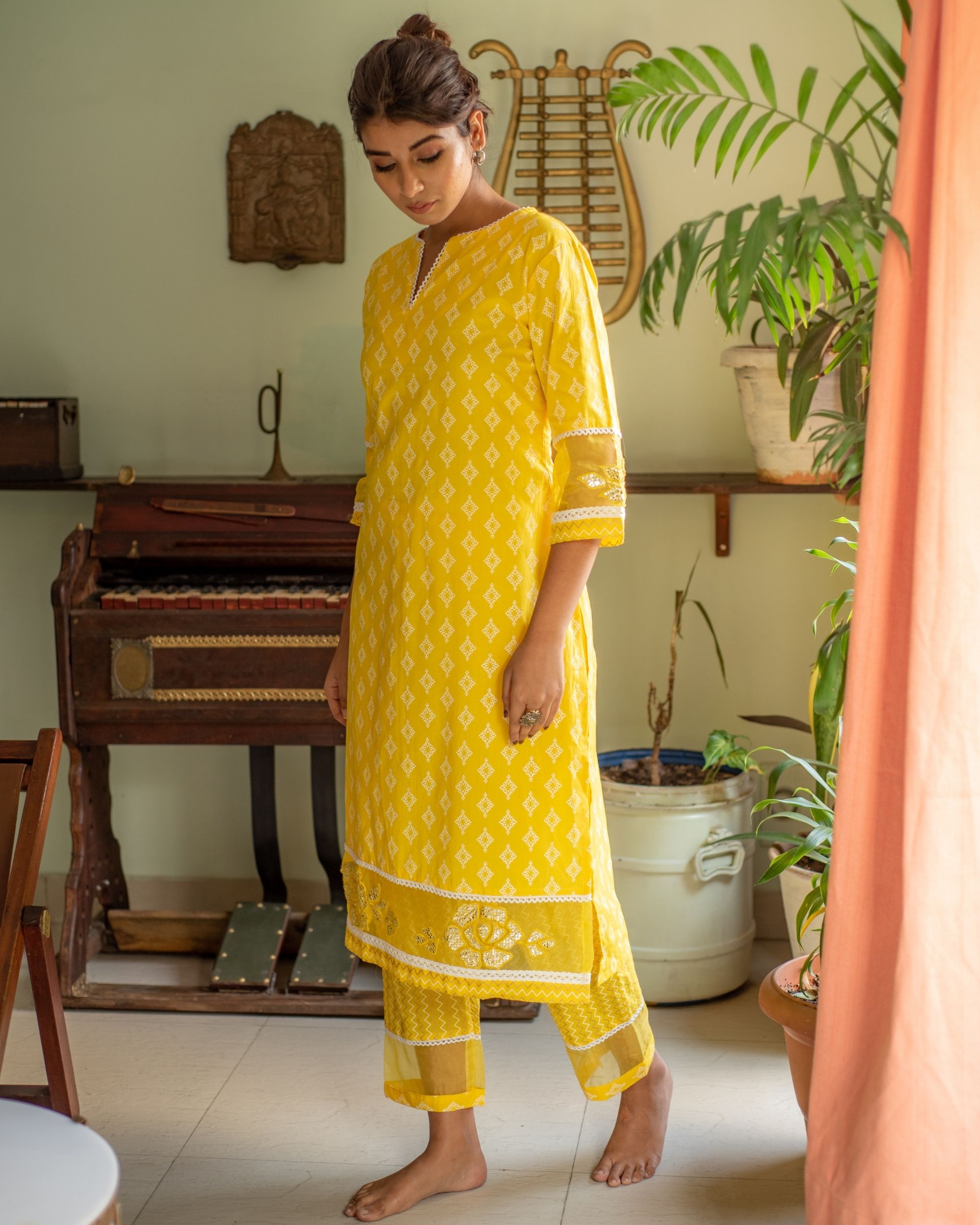 Yellow floral kurta and pants - set of two