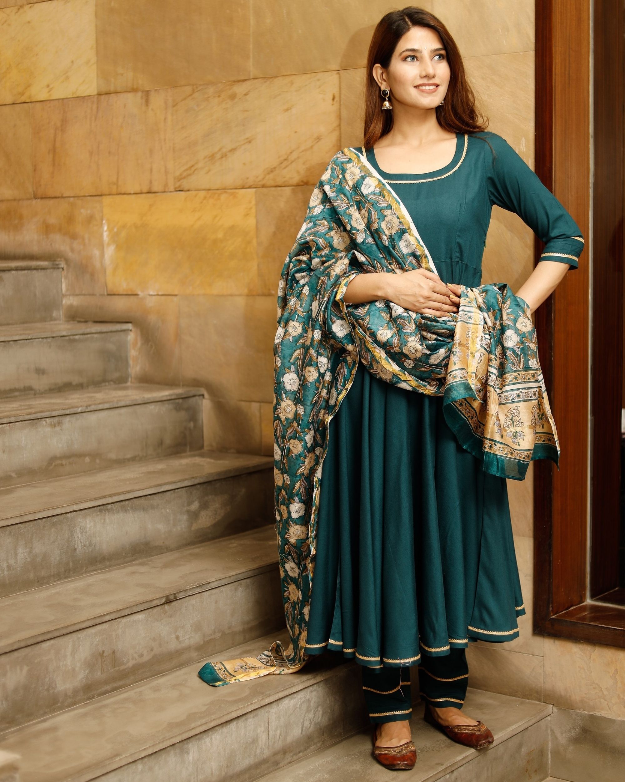 Pine green flared kurta and pants with floral printed chanderi dupatta ...