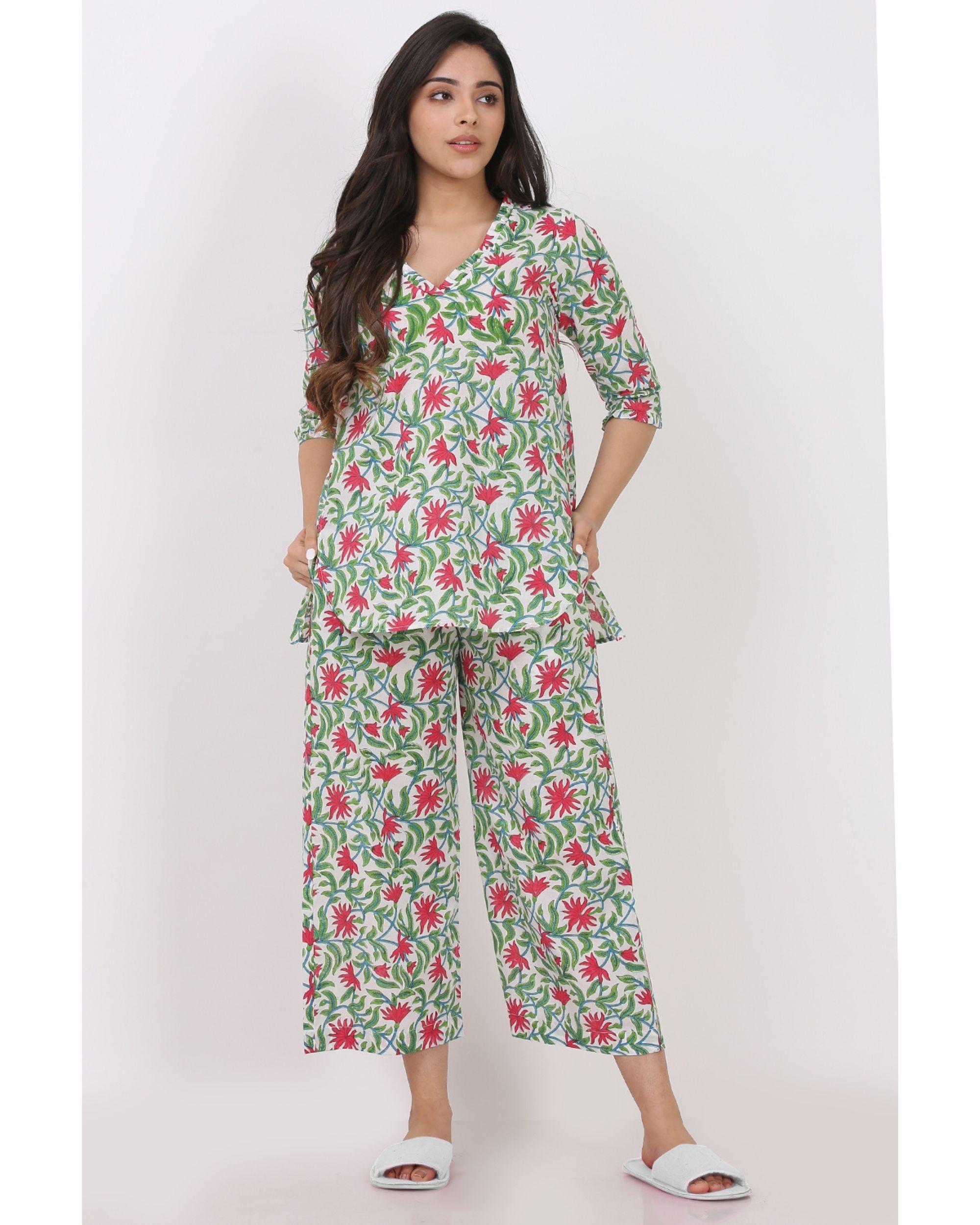 Pista green and red printed top with pants - set of two