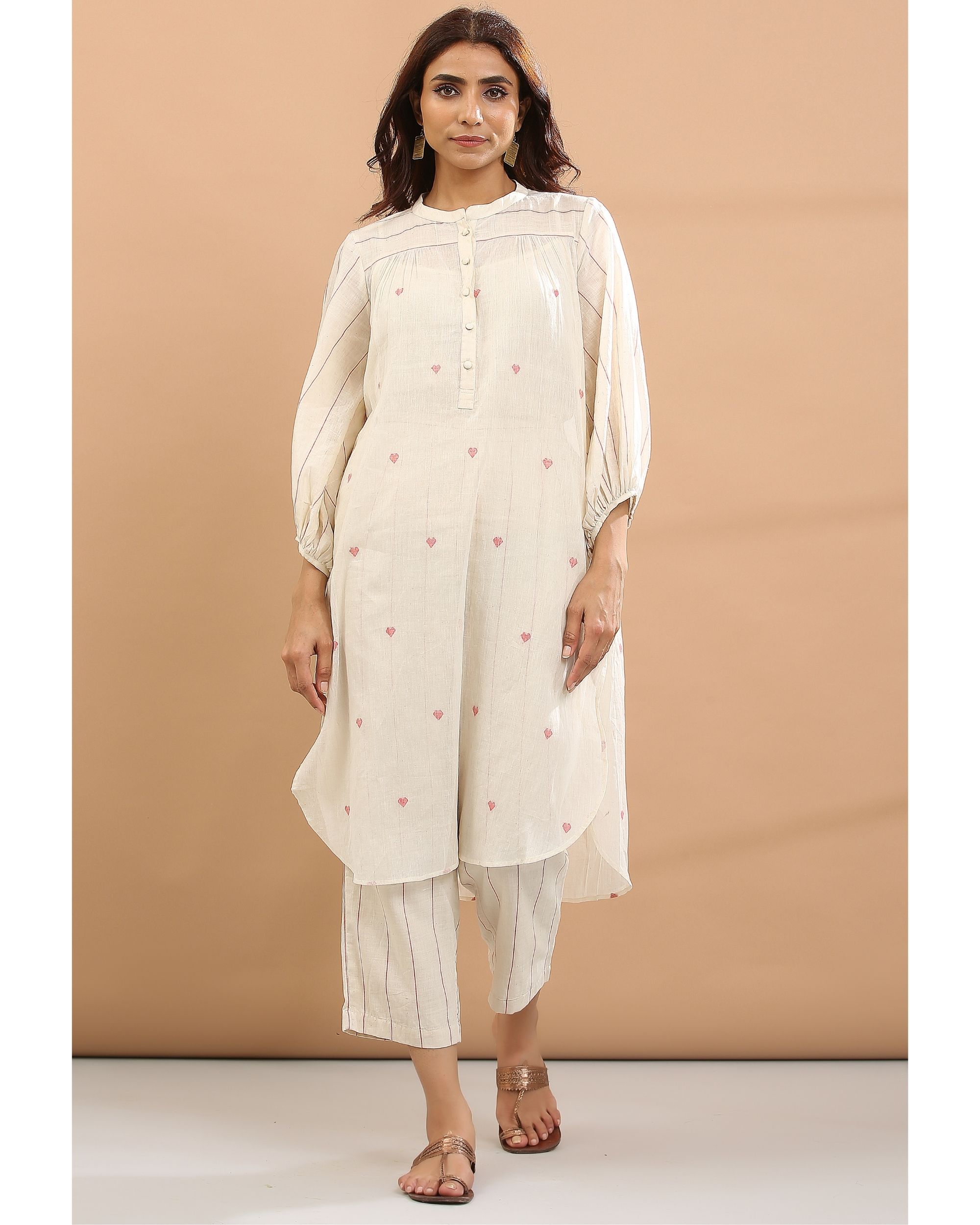 Off white and red heart kurta with inner and pants - set of three