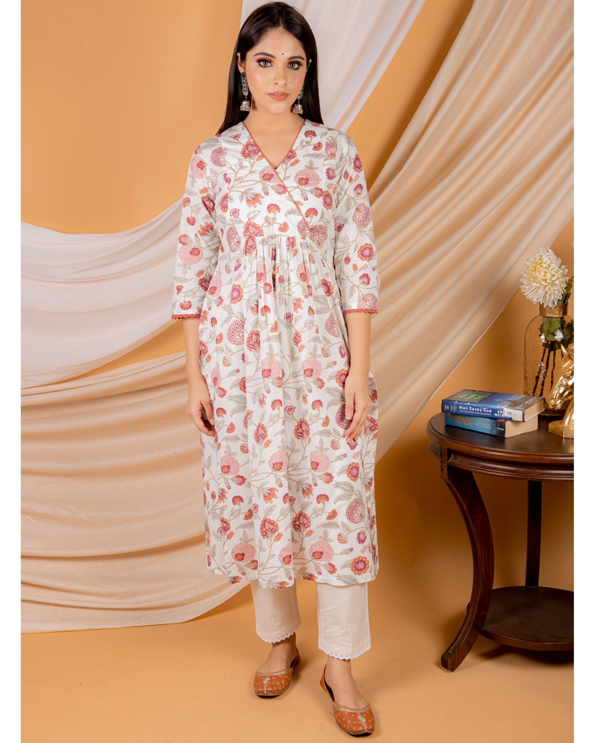 Classic Off-white Embroidered Kurti With Straight Pants And Dupatta at Rs  3999.00 | Long Straight Suit | ID: 2849507700548