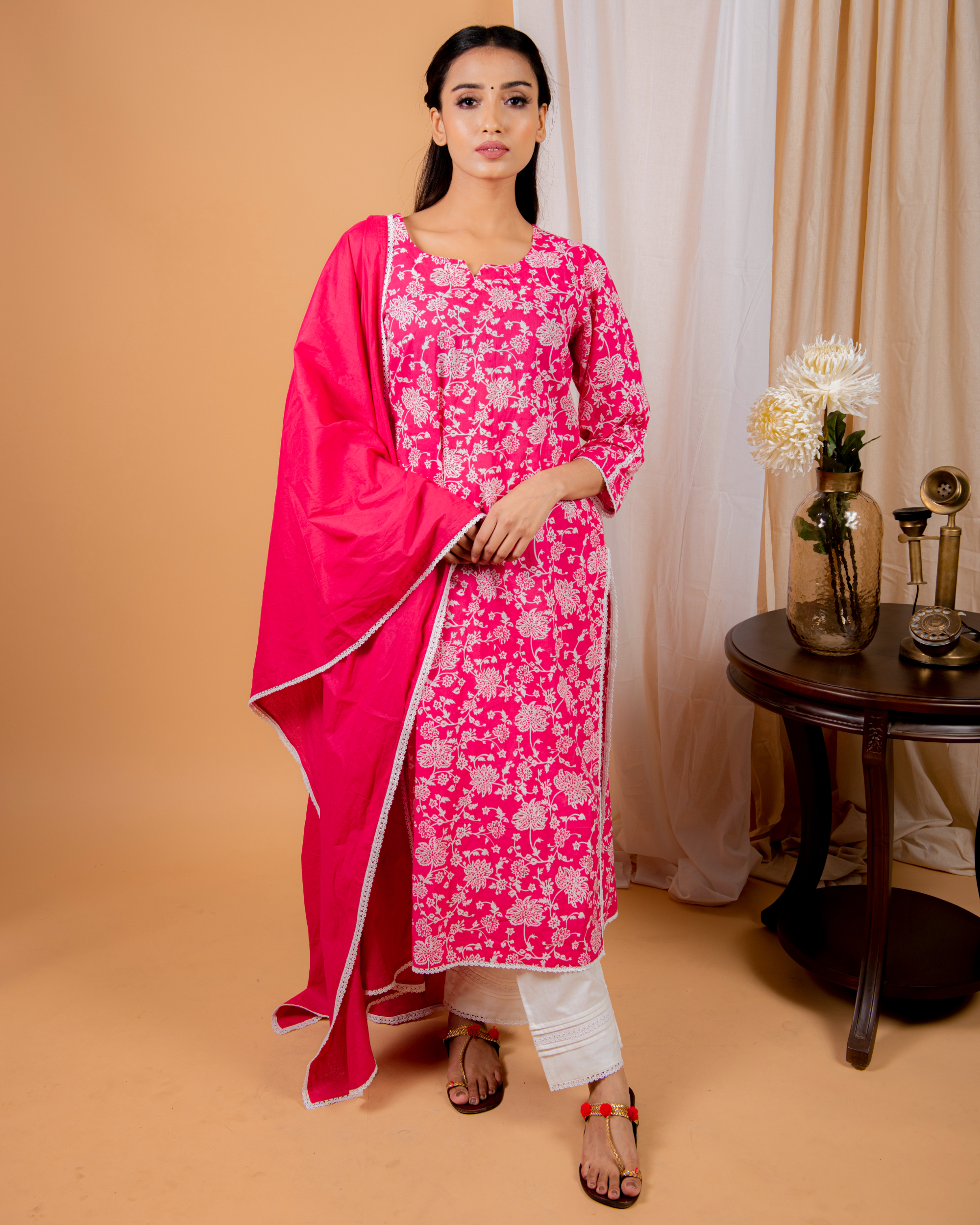 Printed pink straight suit with pants and cotton lace dupatta - set of  three by Ikshita Choudhary | The Secret Label