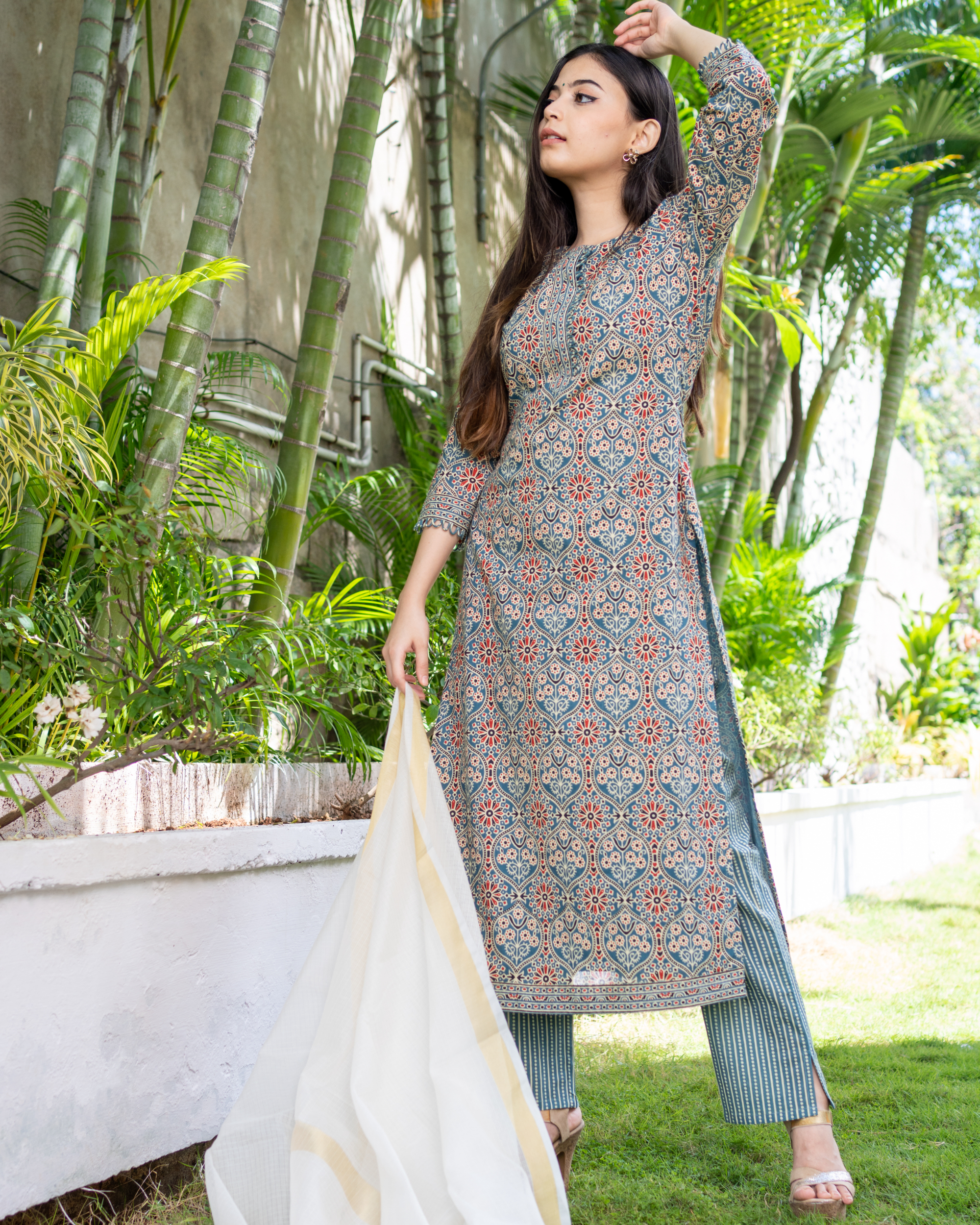 Buy Classic Cream Brown Ajrakh Print Manipuri Silk Suit Set With Dupatta  Online – TradeUNO Fabrics