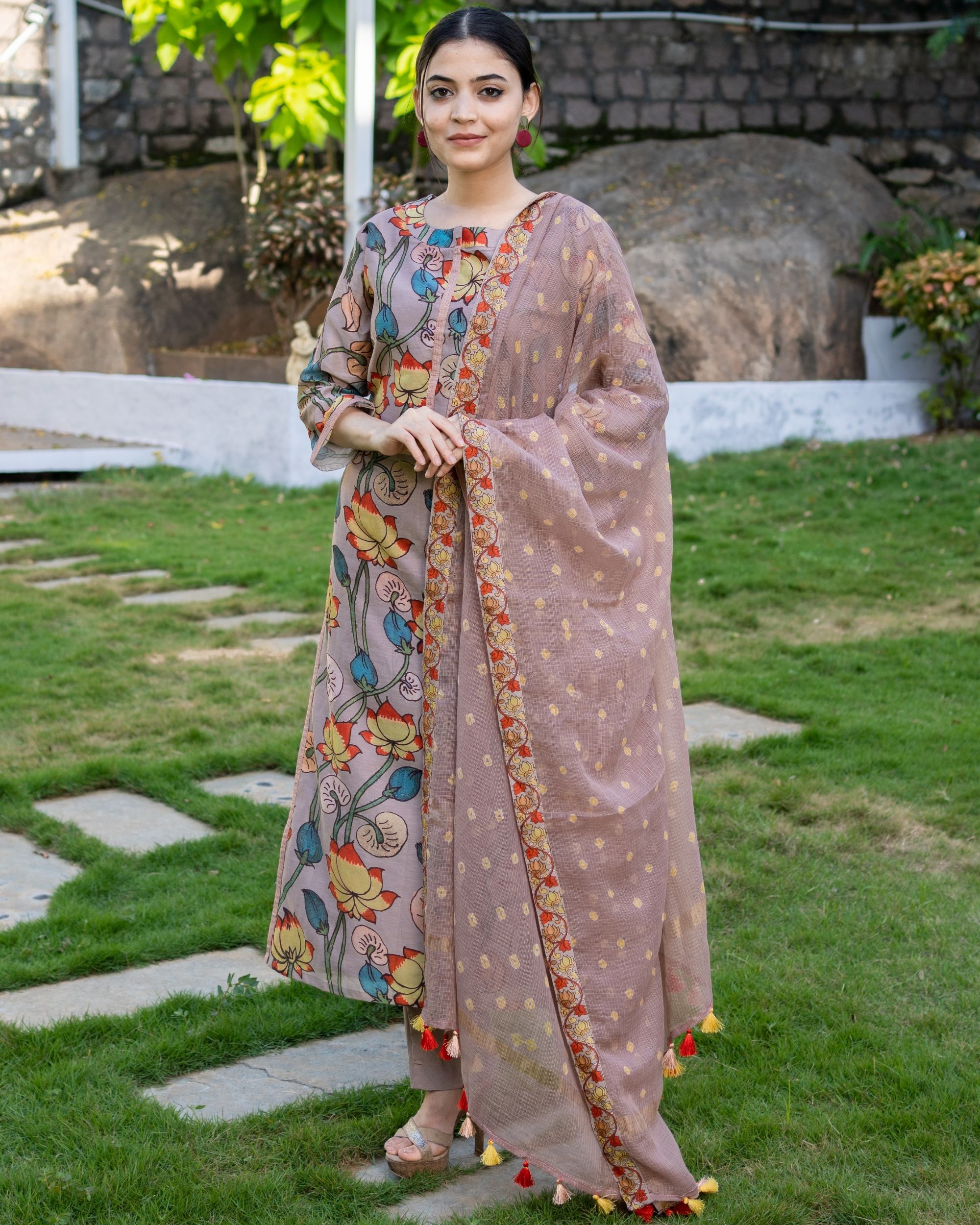 Multi color floral printed kurta with pants and dupatta - set of three
