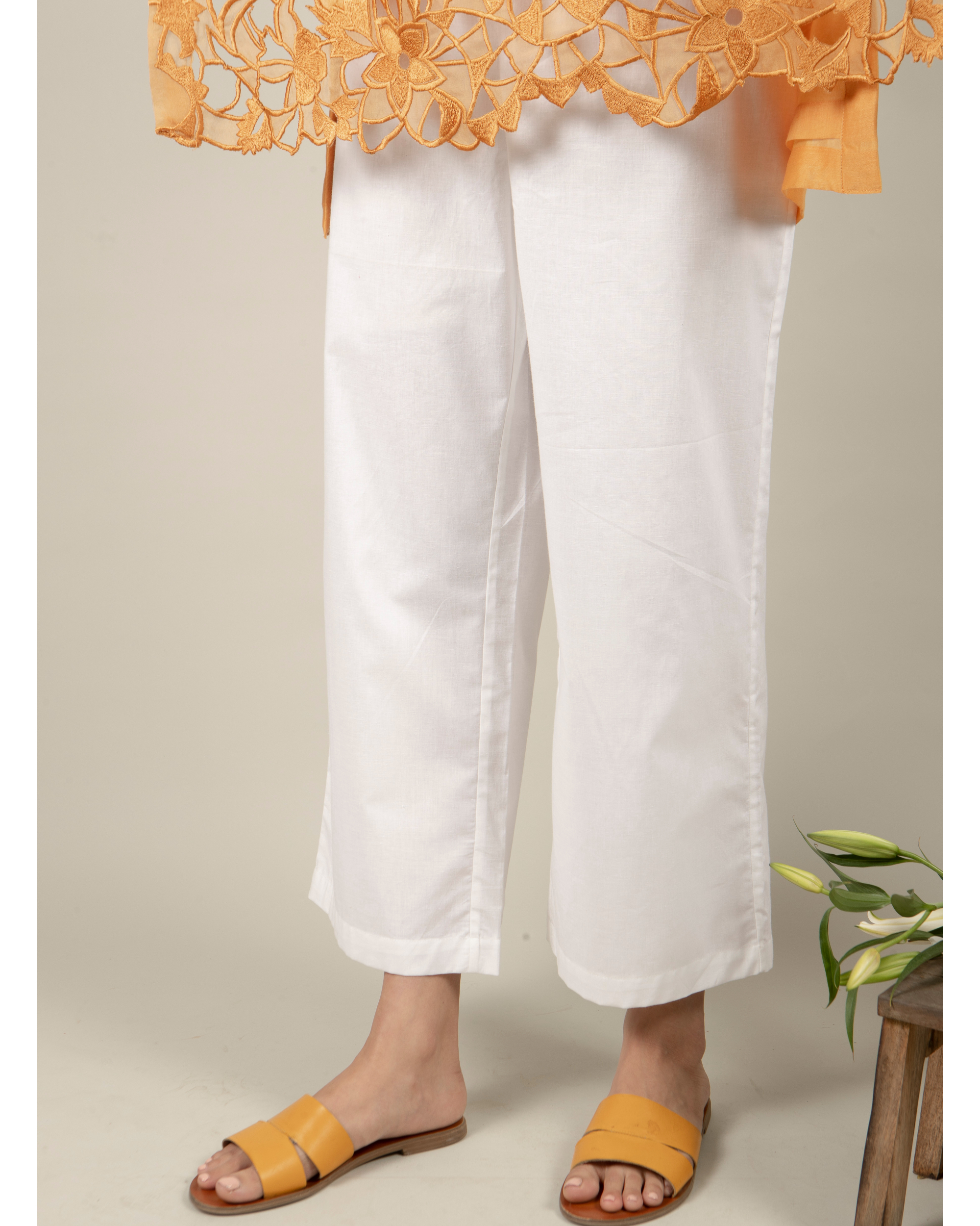 Ethnic Embroidered Straight Fit Kurta with Pants & Dupatta - Off White