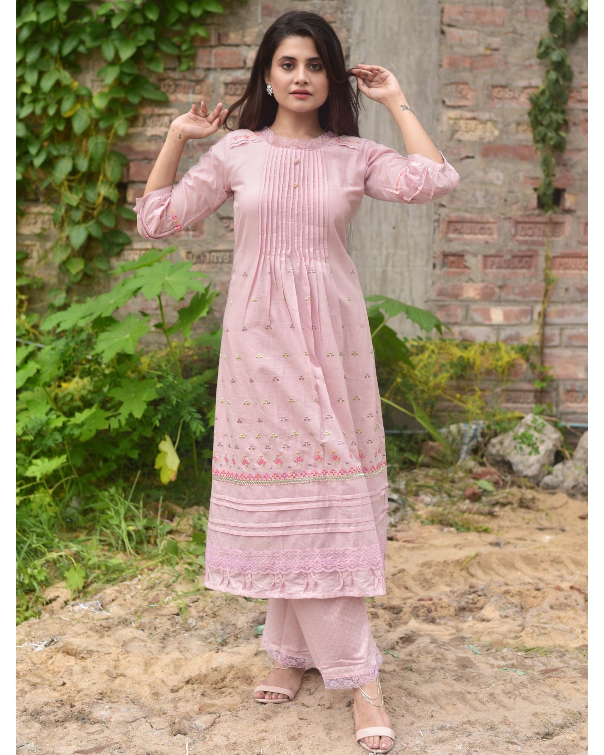 Pink embroidered kurta with pants set - set of two