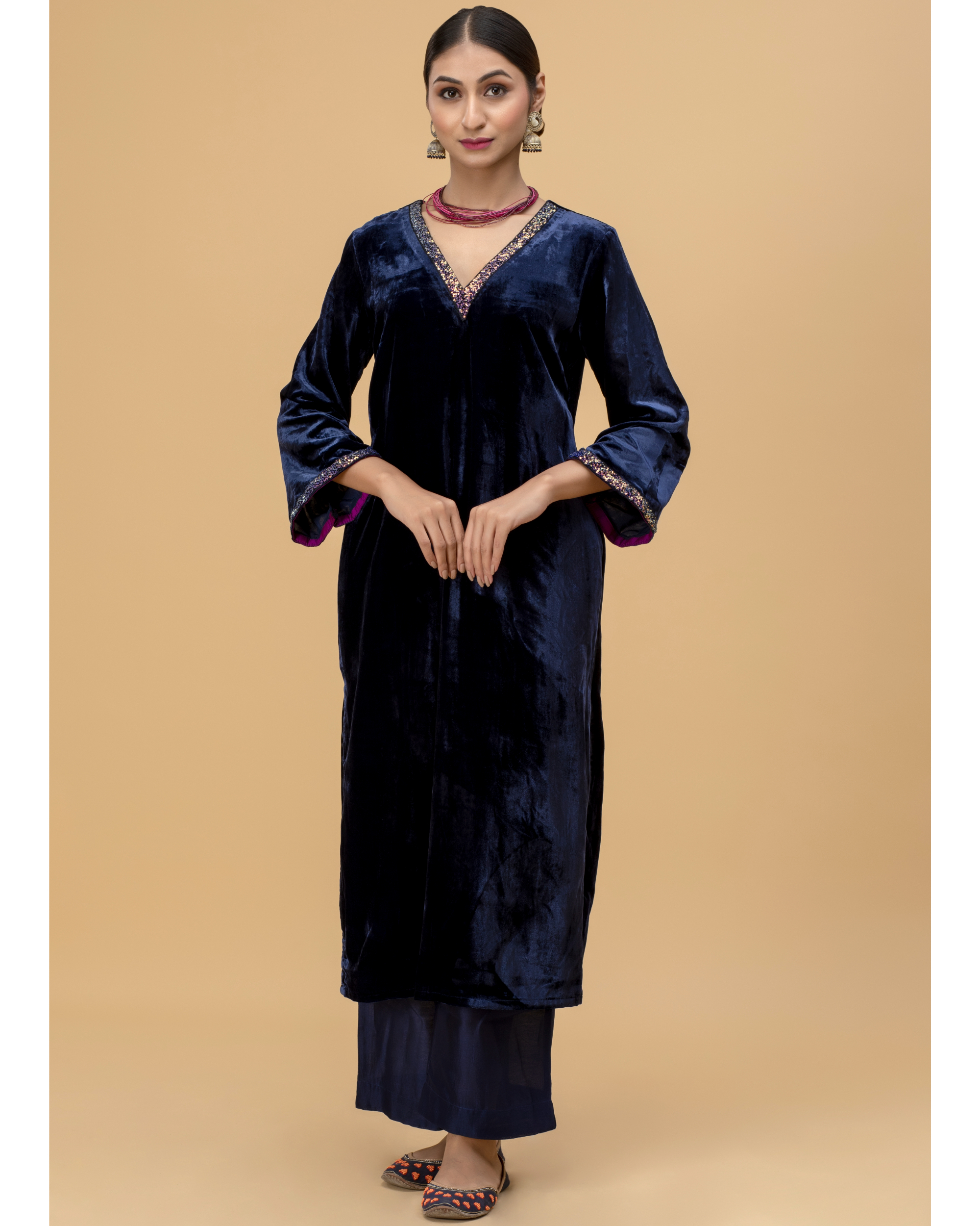 Buy Shae By SASSAFRAS Women Purple & Gold Toned Bell Sleeves Velvet Kurta -  Kurtas for Women 15956932 | Myntra