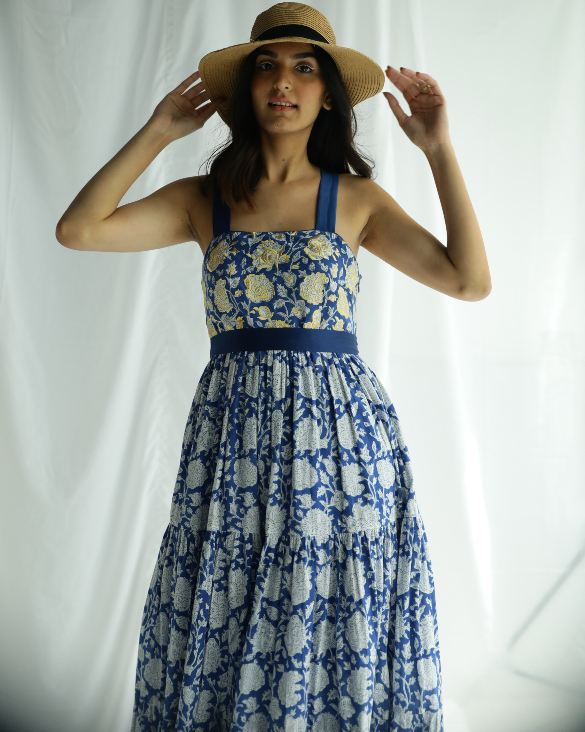 Printed blue strappy tiered dress