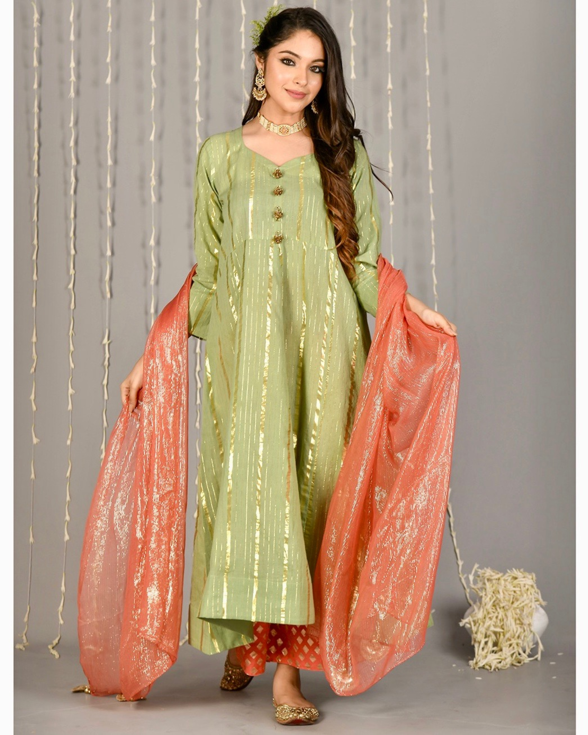 Orange Handloom Pure Katan Silk Banarasi Suit Set with Kadhwa Booti –  WeaverStory
