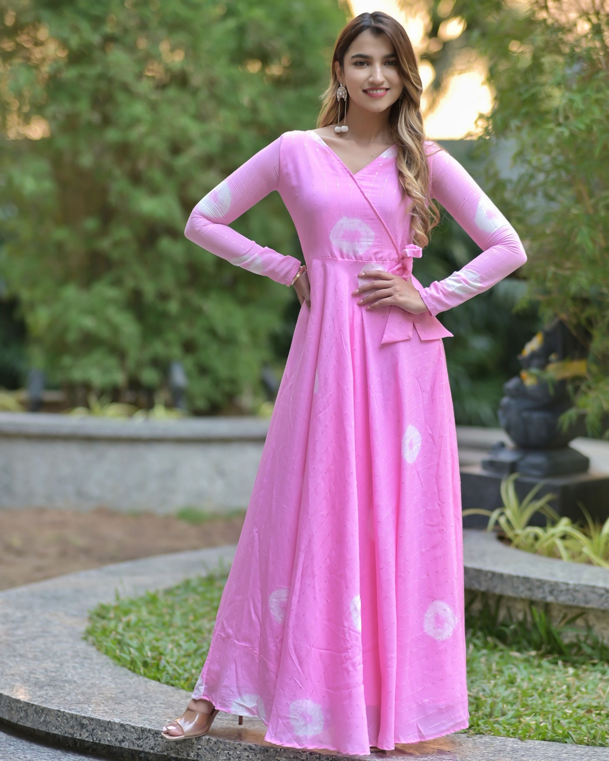 Beautiful tie-dye kurti/Dress. | Tie dye outfits, Long kurti designs,  Western dresses for women