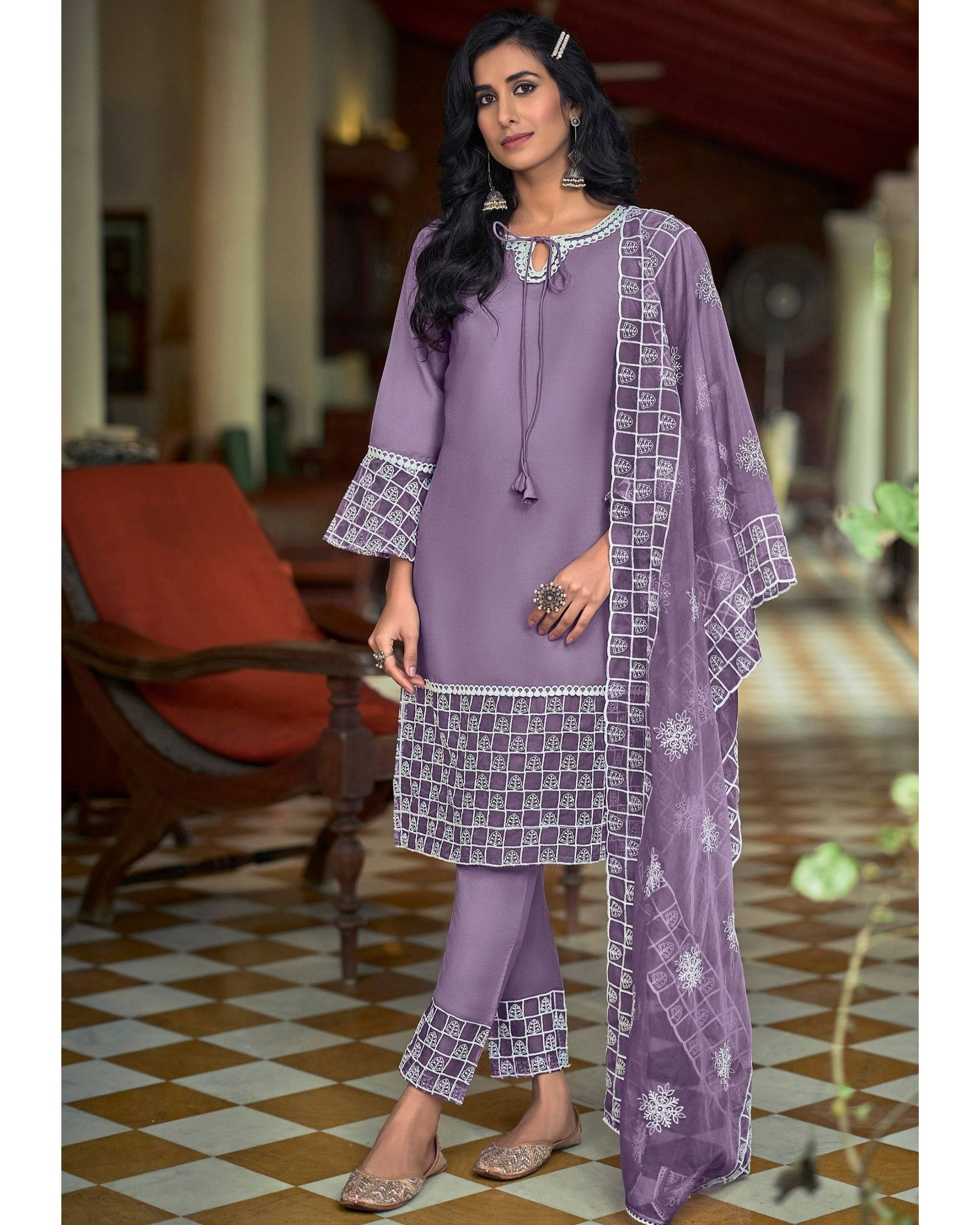 Royal blue embroidered kurta with pants and ruffled dupatta - set