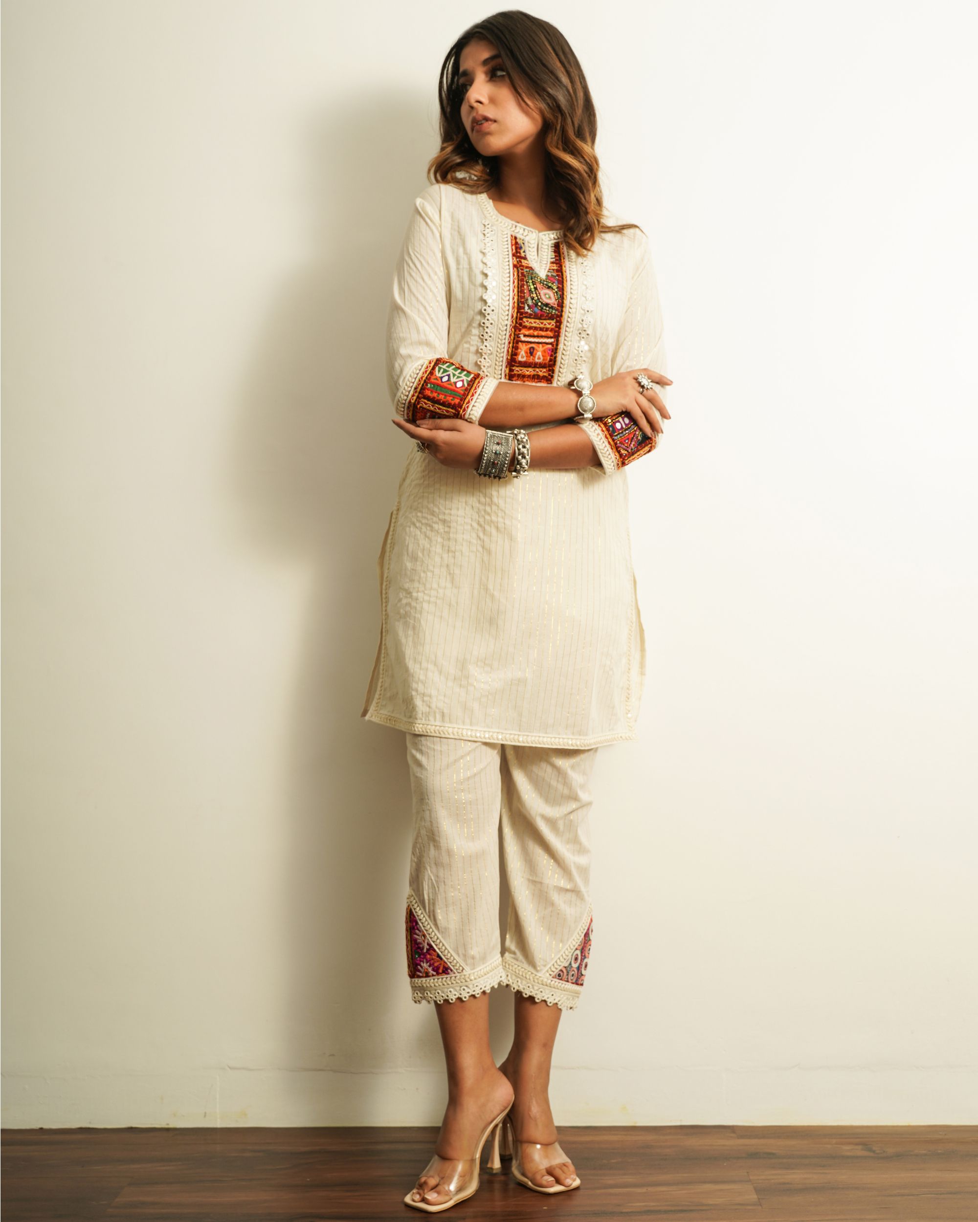 White strips kutch embroidered kurta with pant - set of two