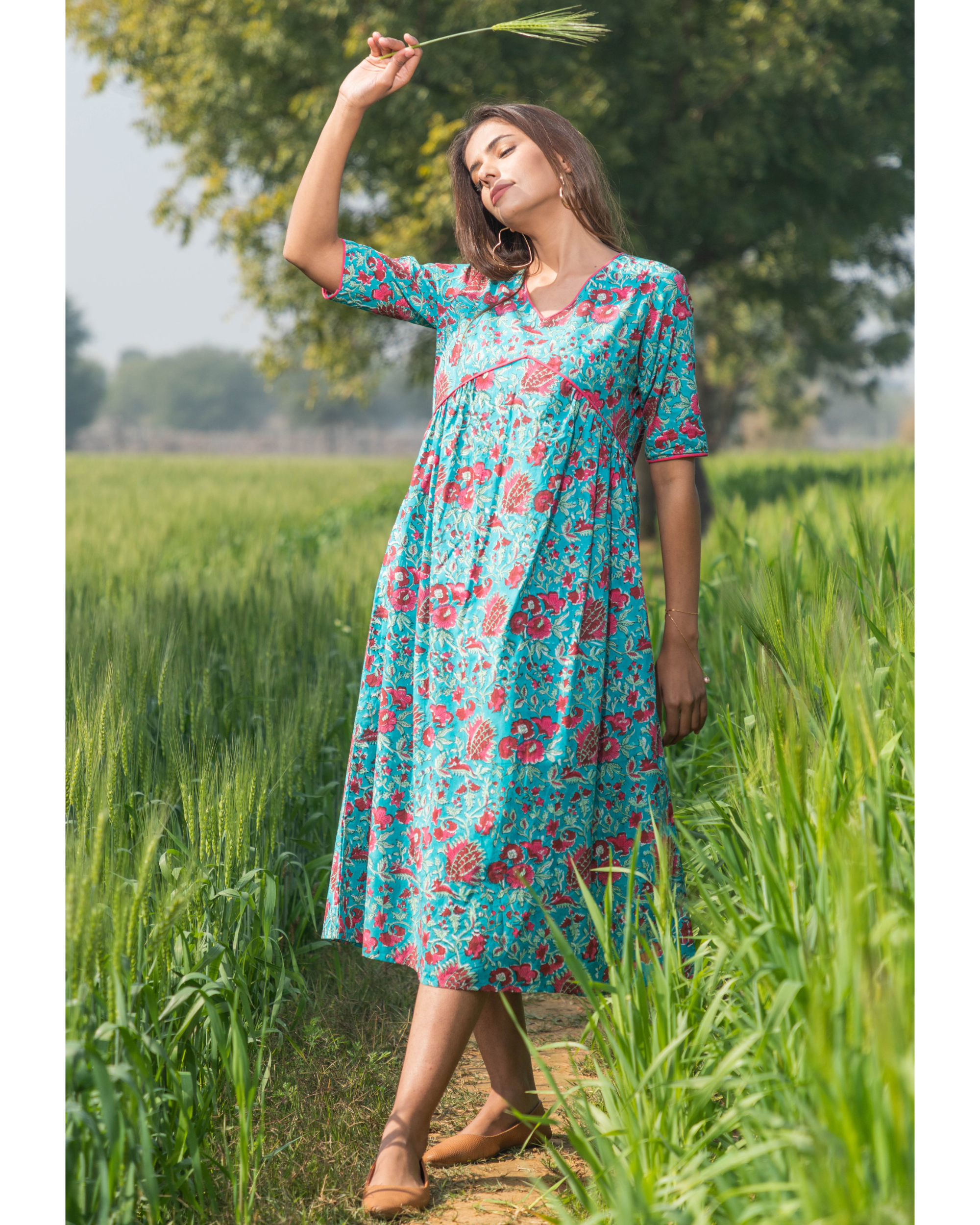 Buy online Pink Floral Fit & Flare Dress from western wear for Women by  Showoff for ₹1479 at 65% off | 2024 Limeroad.com