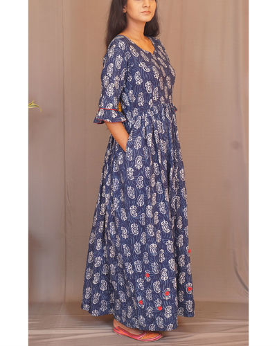 Floral paisley gathered indigo dress by Bebaak | The Secret Label