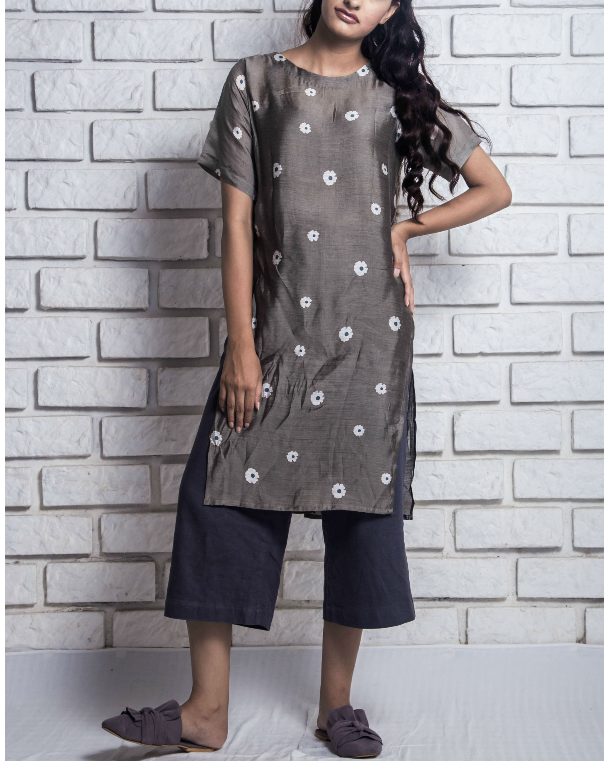 Charcoal grey side slit kurta by Aishwarya Creations The Secret Label