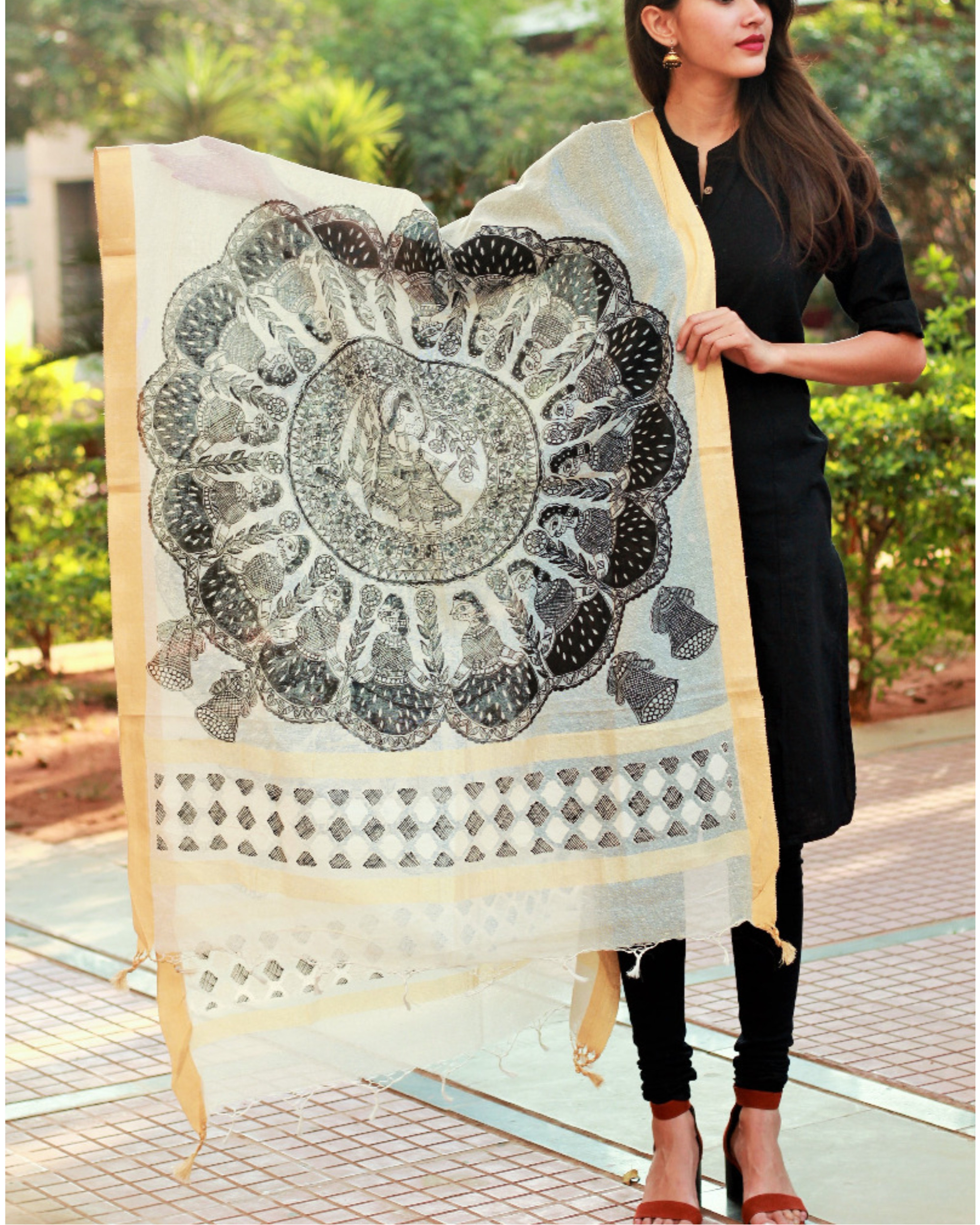 Madhubani chakra hand painted dupatta by Arts of India | The Secret Label