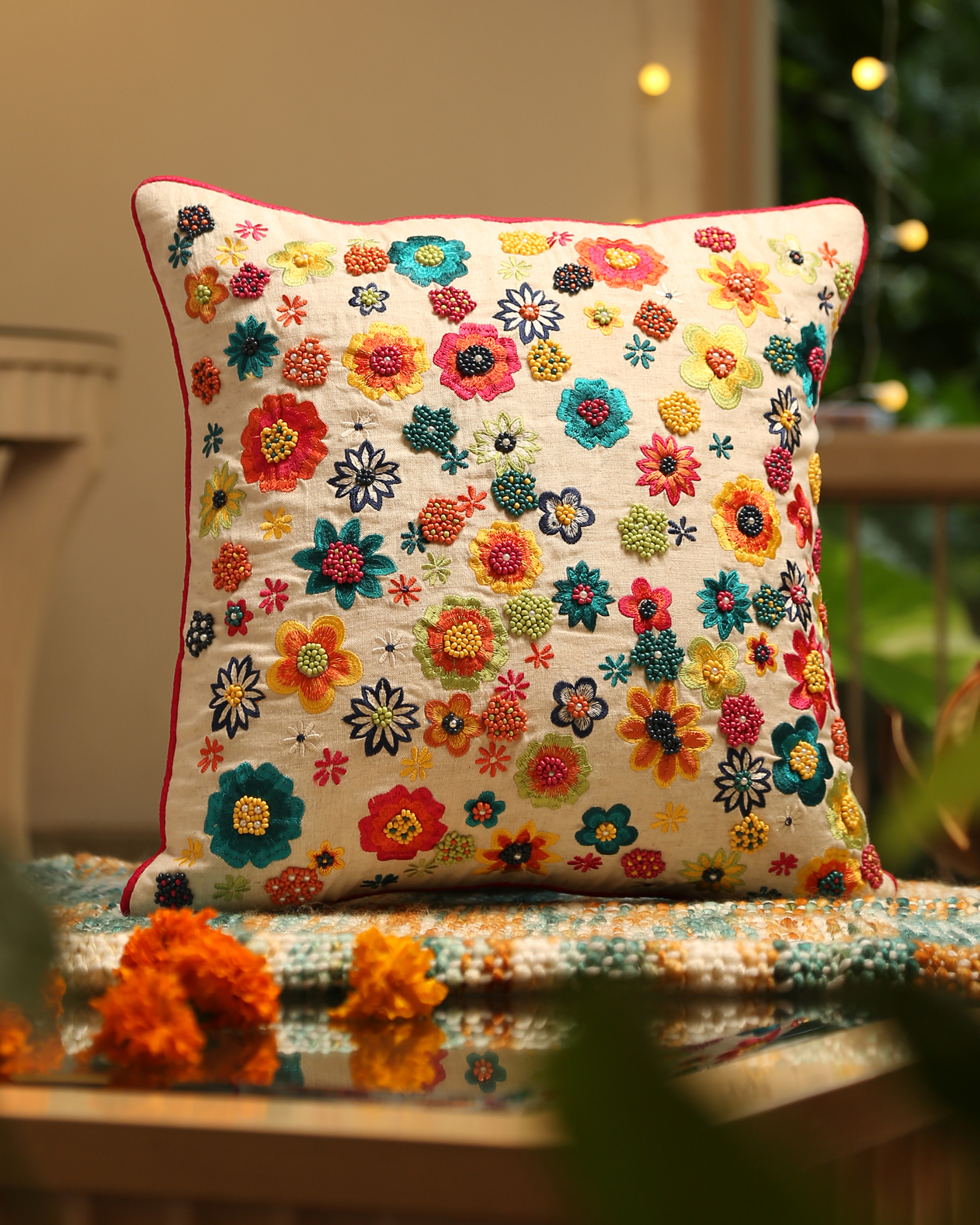 Multicolor floral cushion cover