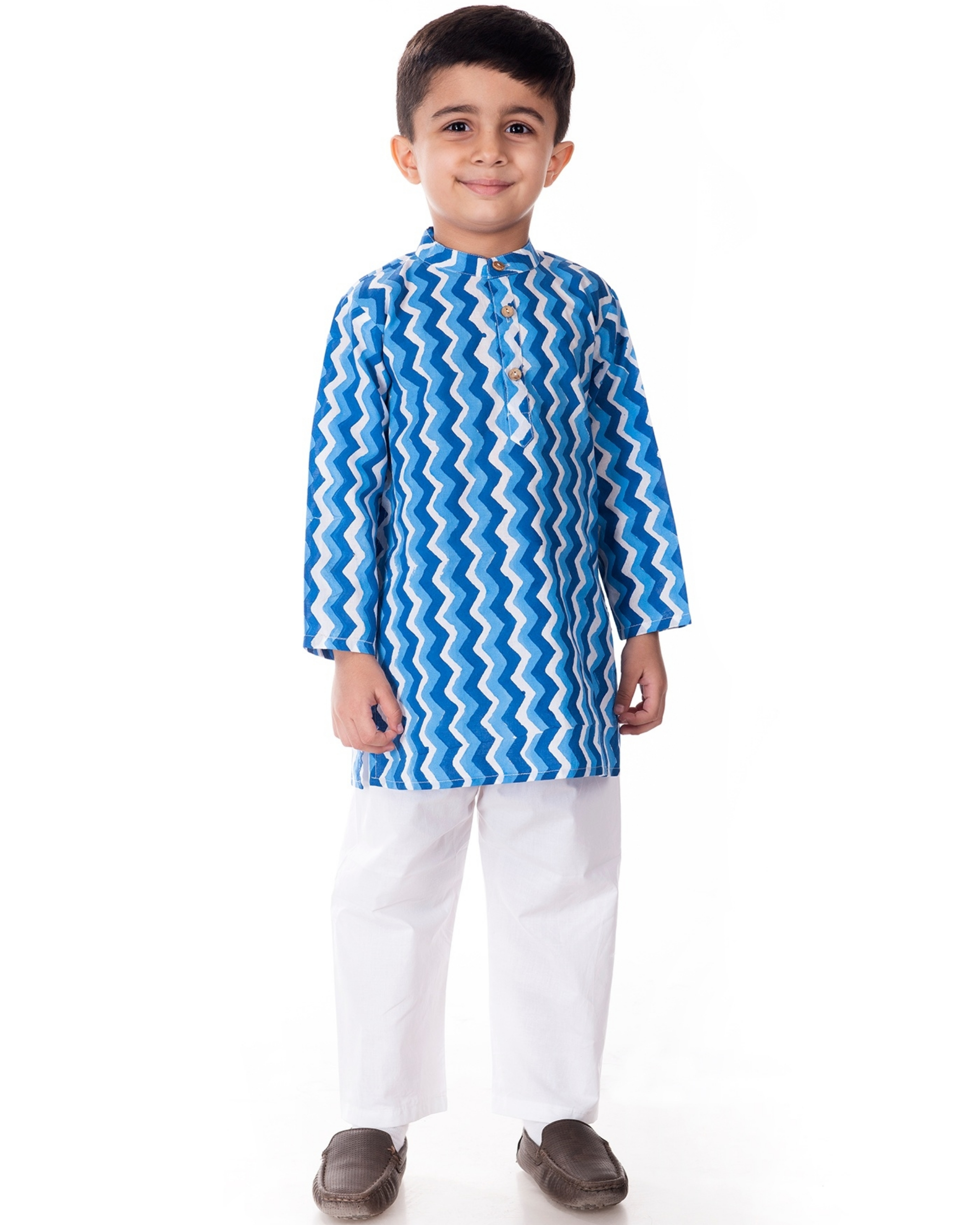 Blue zig-zag printed kurta pajama set- Set of Two by Chheent The