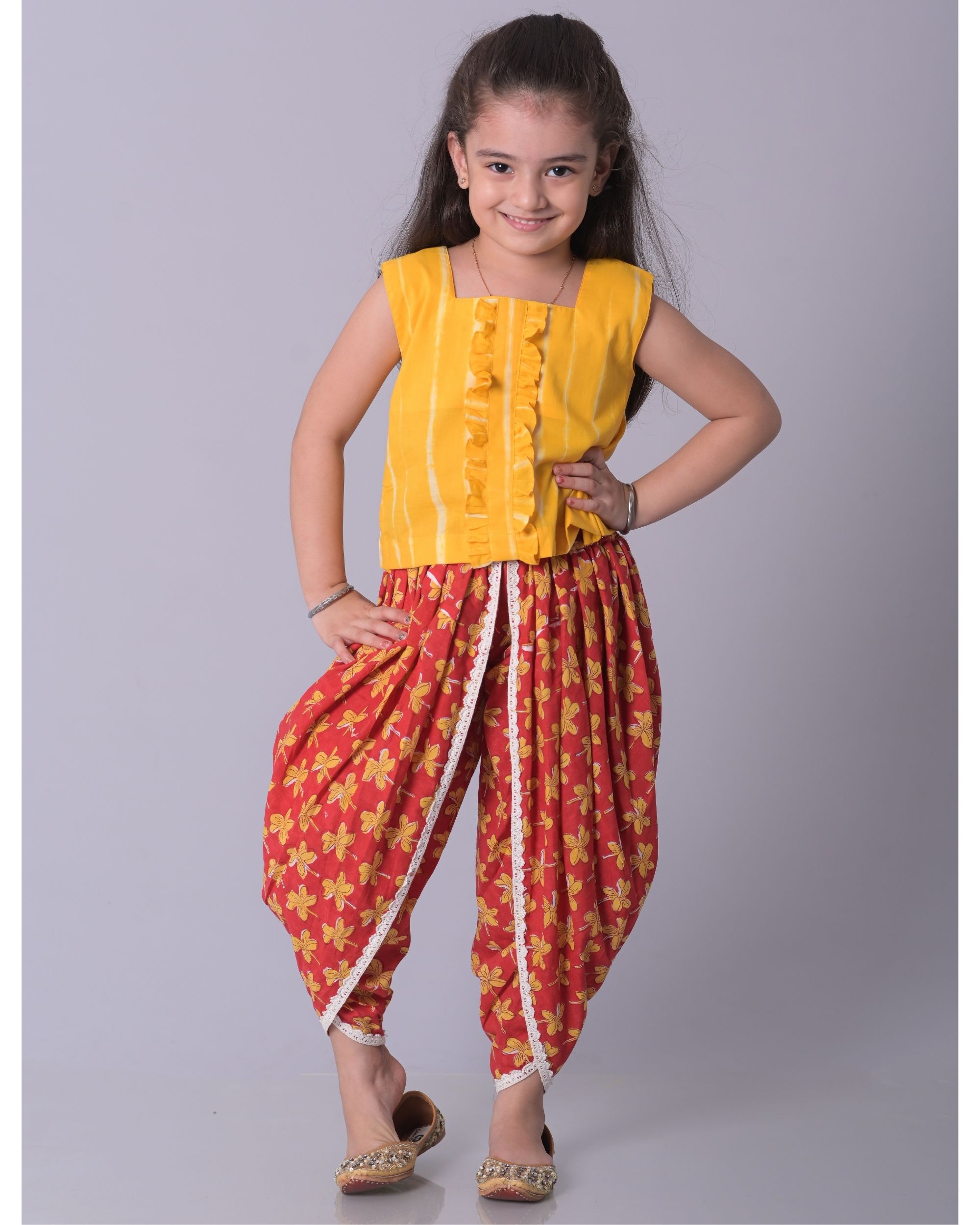 Women Yellow Geometric Print Dhoti Pants at Rs 877 | धोती पतलून - NOZ2TOZ,  New Delhi | ID: 2849294174491